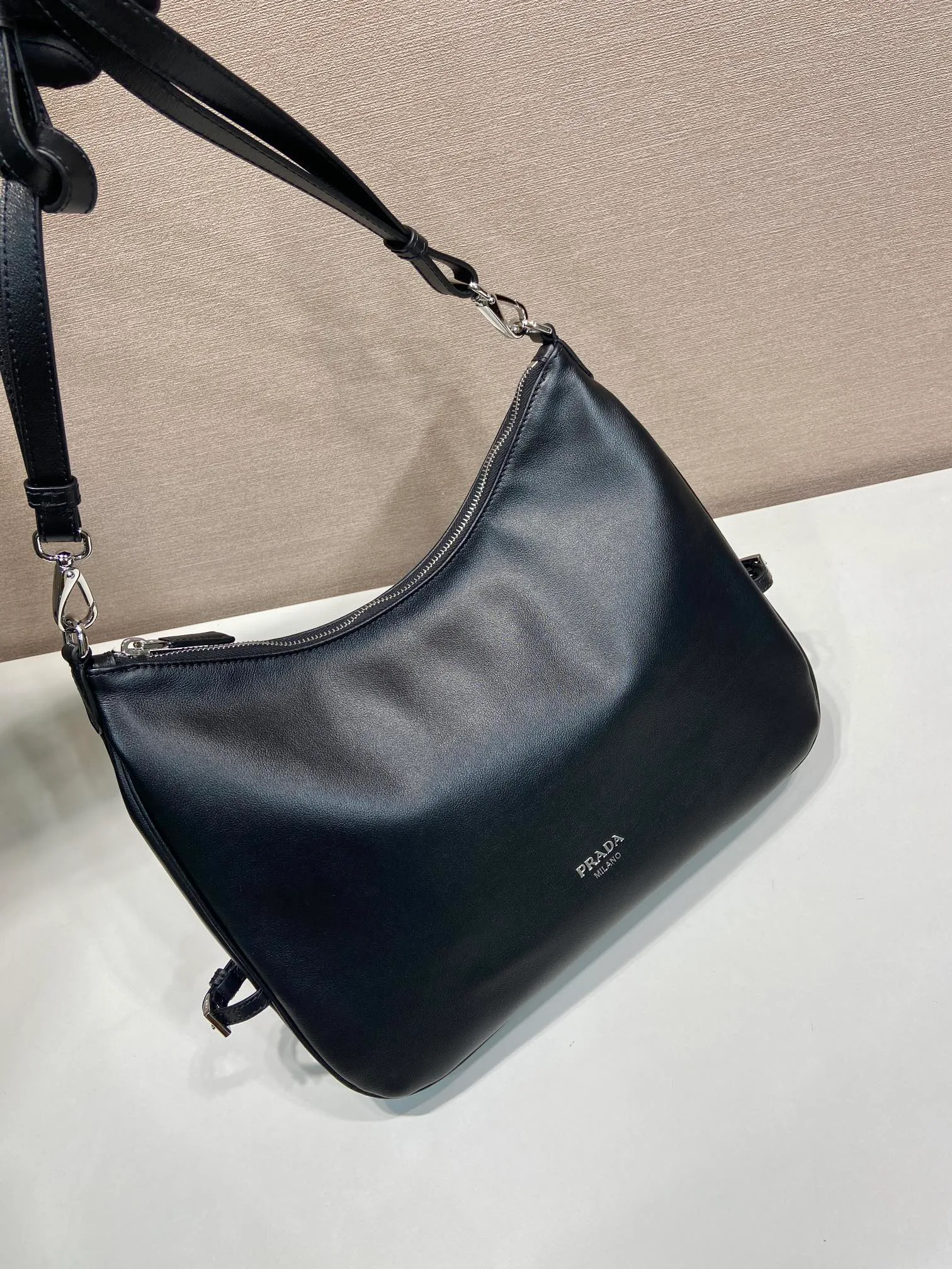 Сумки На Ремне Женские Prada 13162683