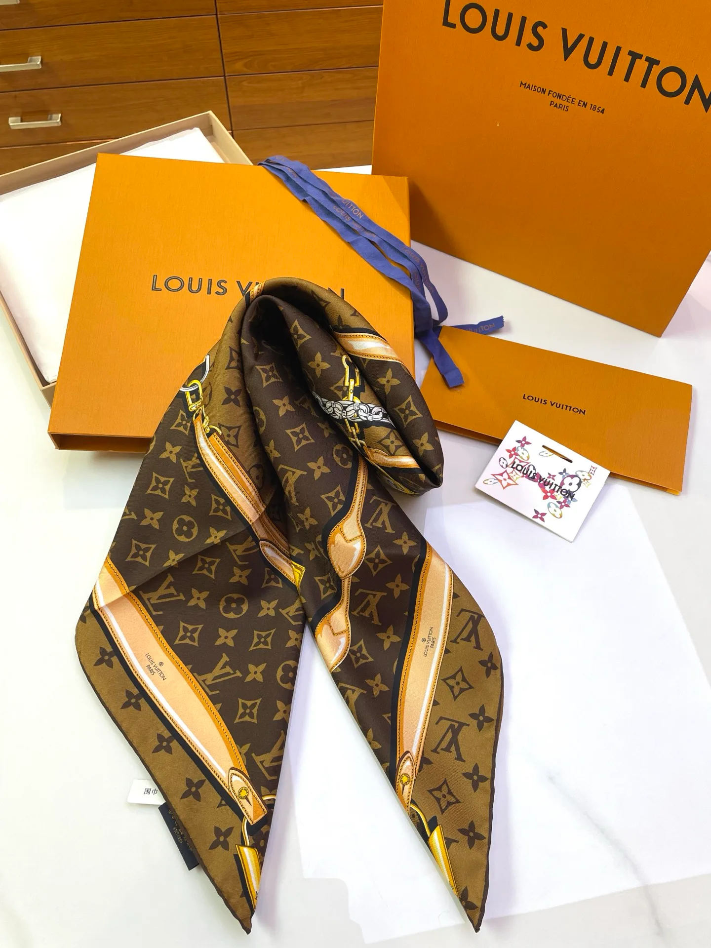 Платки Louis Vuitton 14243
