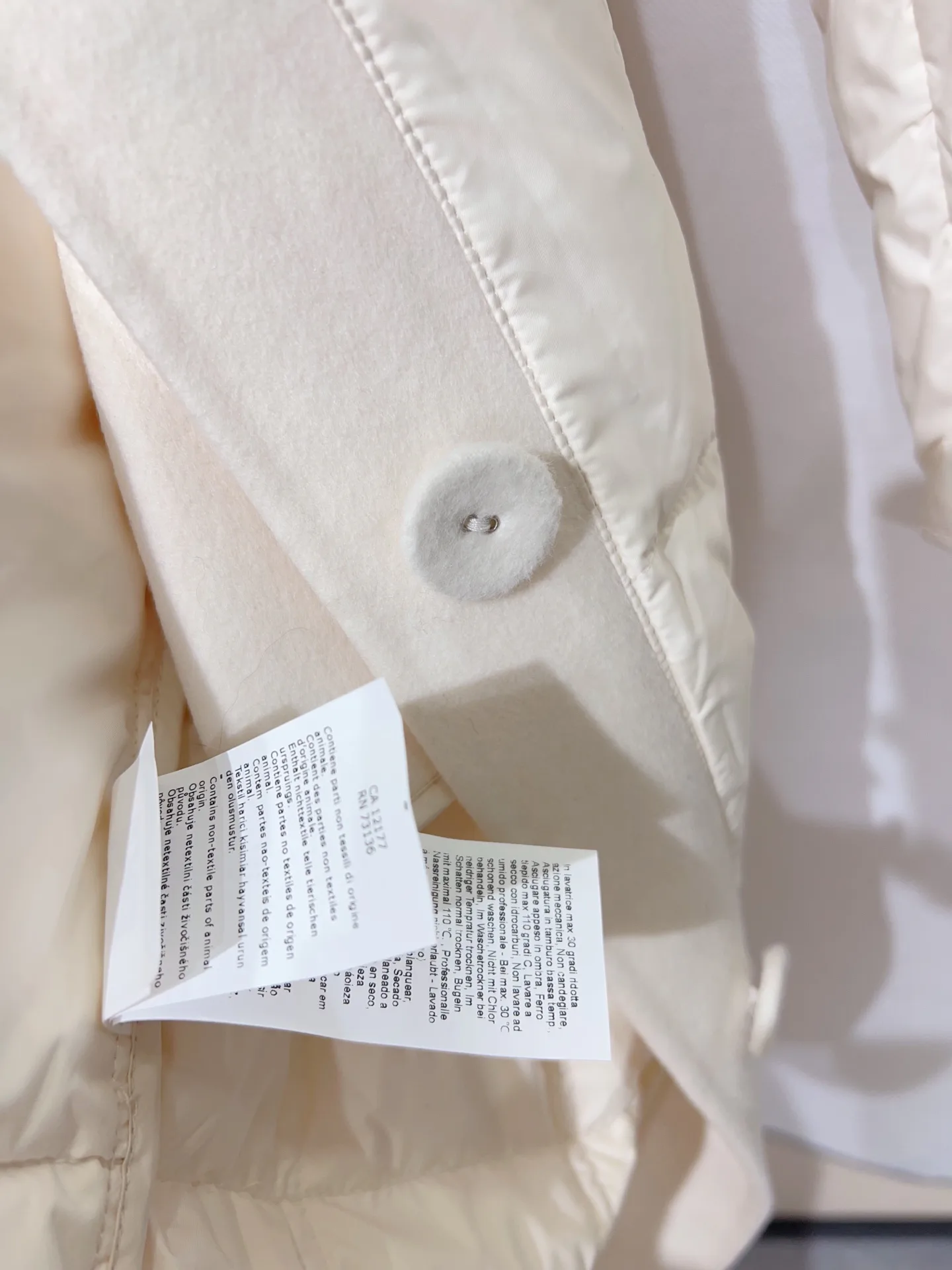 Куртки И Пуховики Женские Max Mara 18734085