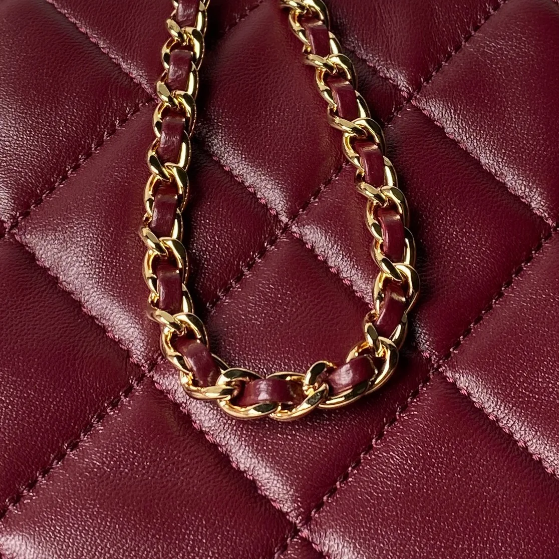 Классические Сумки Женские Chanel 18207840