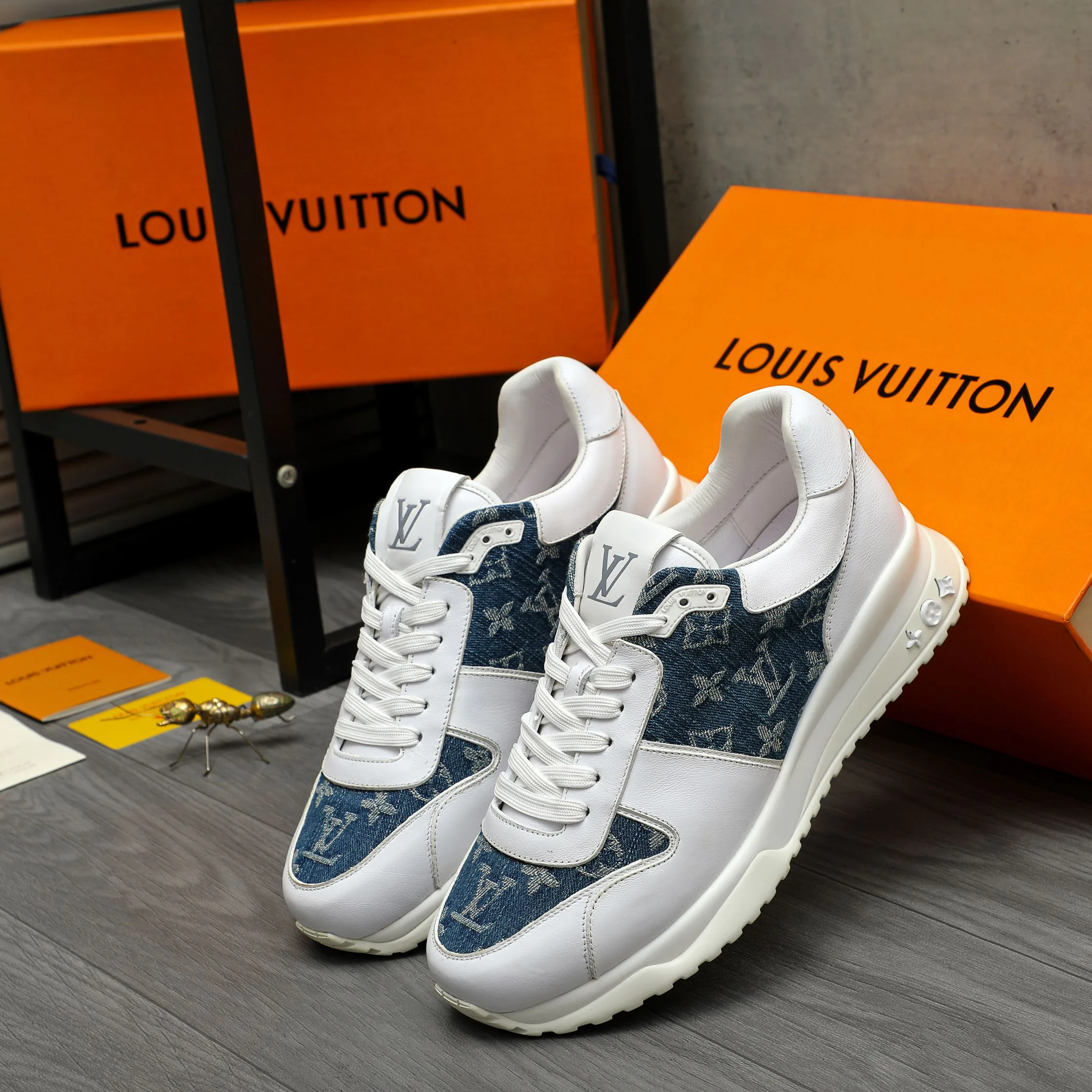 Кроссовки Мужские Louis Vuitton 288023