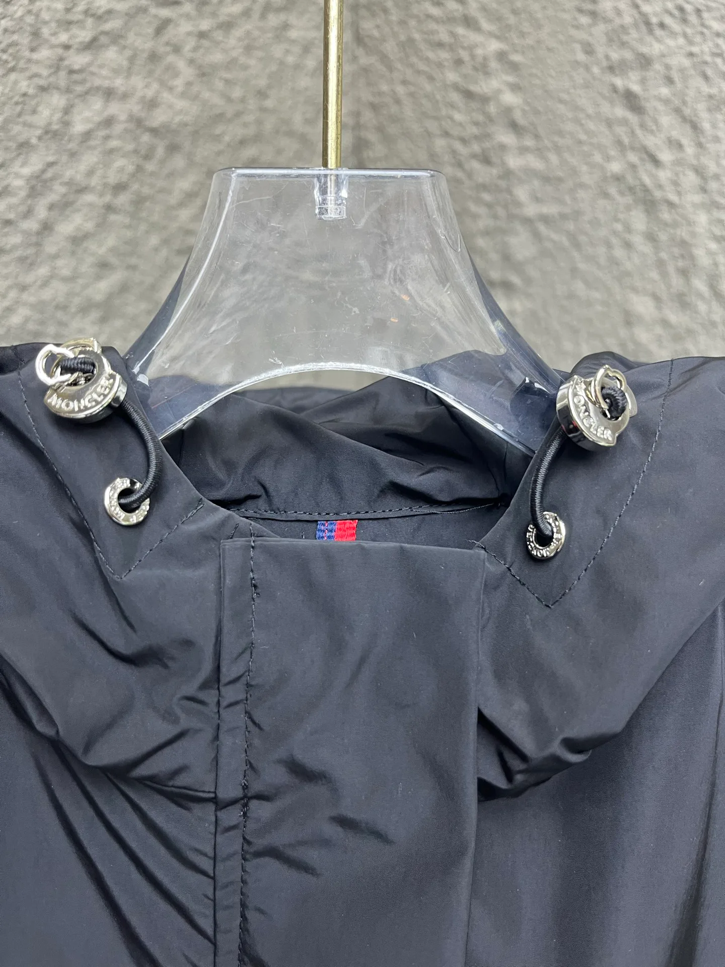 Куртки И Пуховики Женские Moncler 12097899