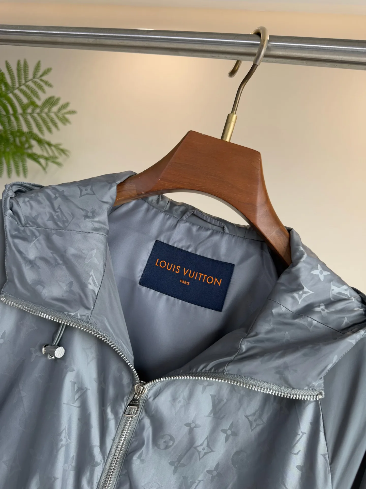 Куртки И Пуховики Мужские Louis Vuitton 12953194