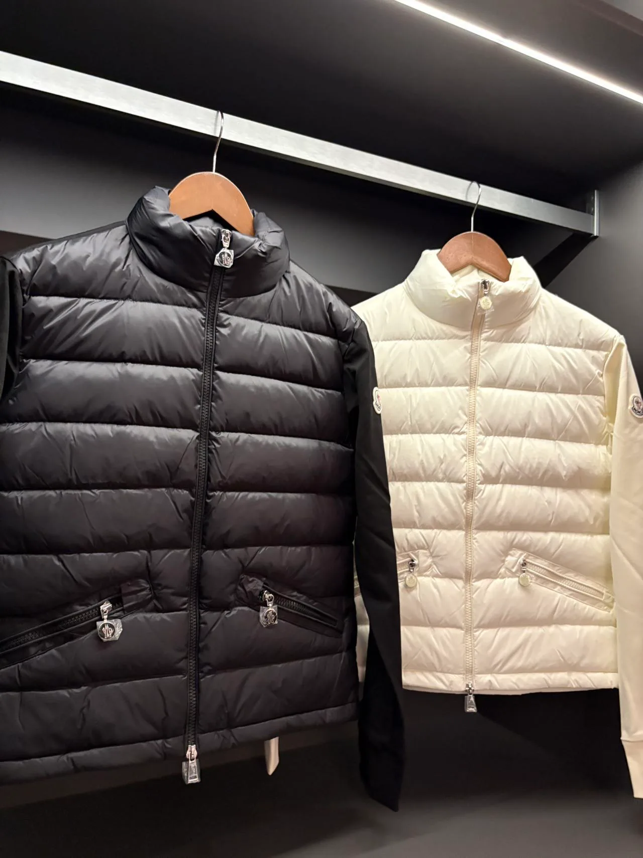 Куртки И Пуховики Женские Moncler 17911356