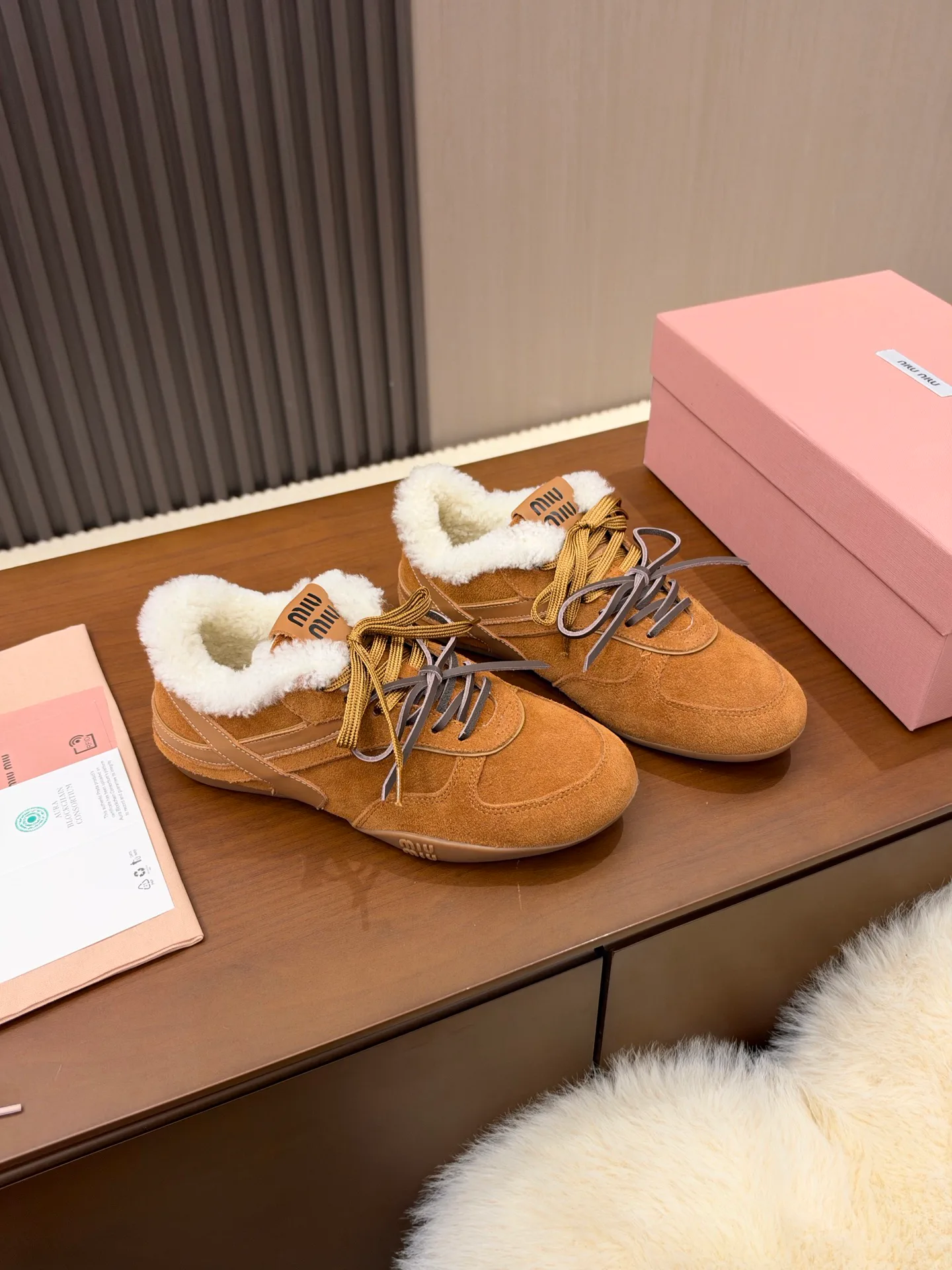Кроссовки Женские Miu Miu 19602064