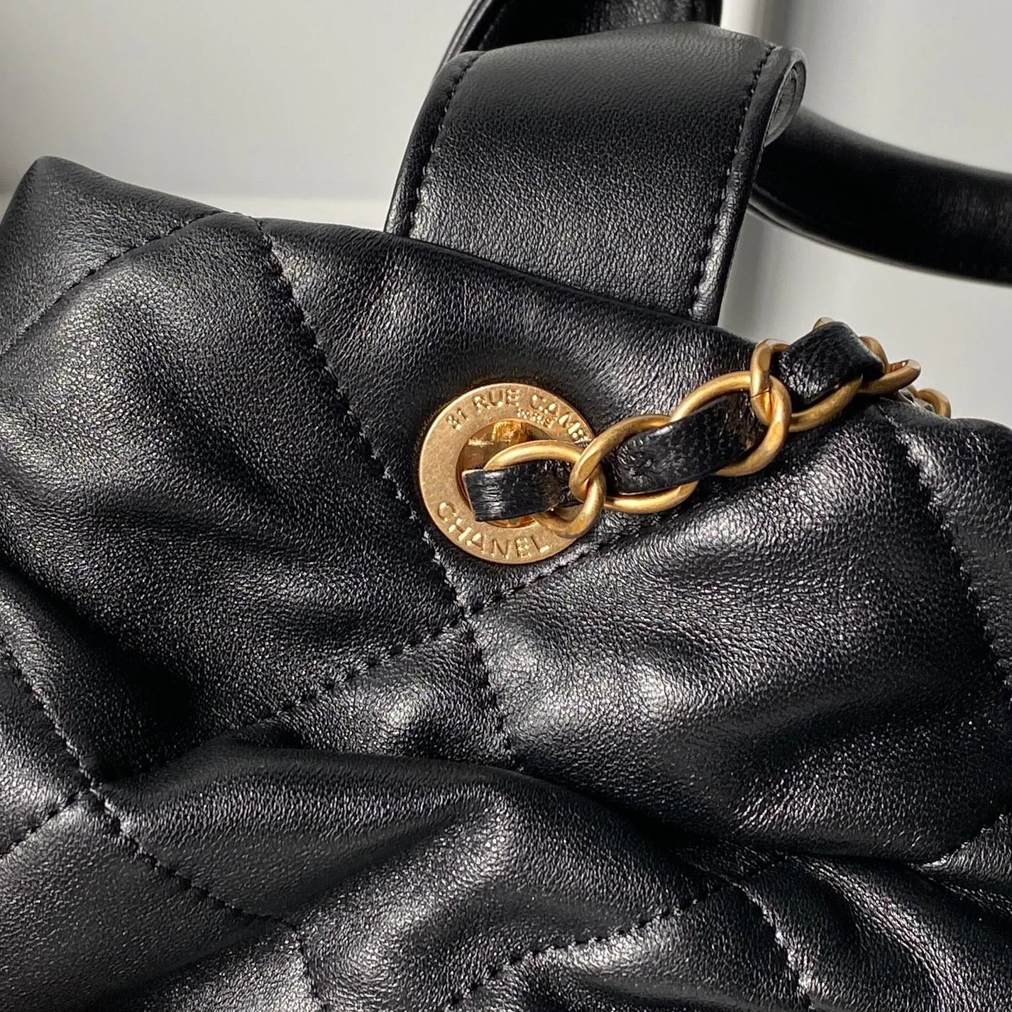 Классические Сумки Женские Chanel 18207763