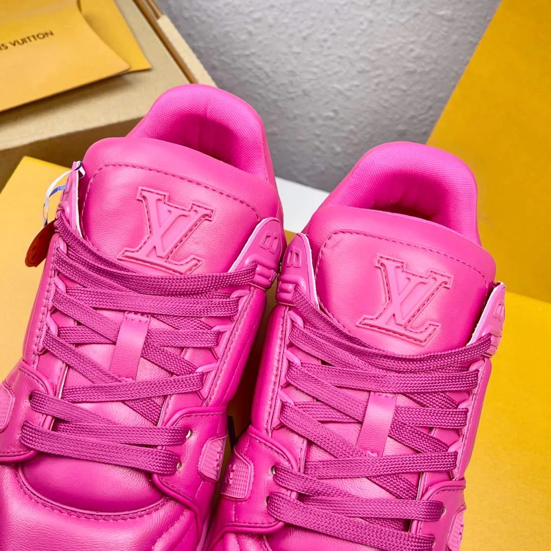 Кроссовки Женские Louis Vuitton 2679356