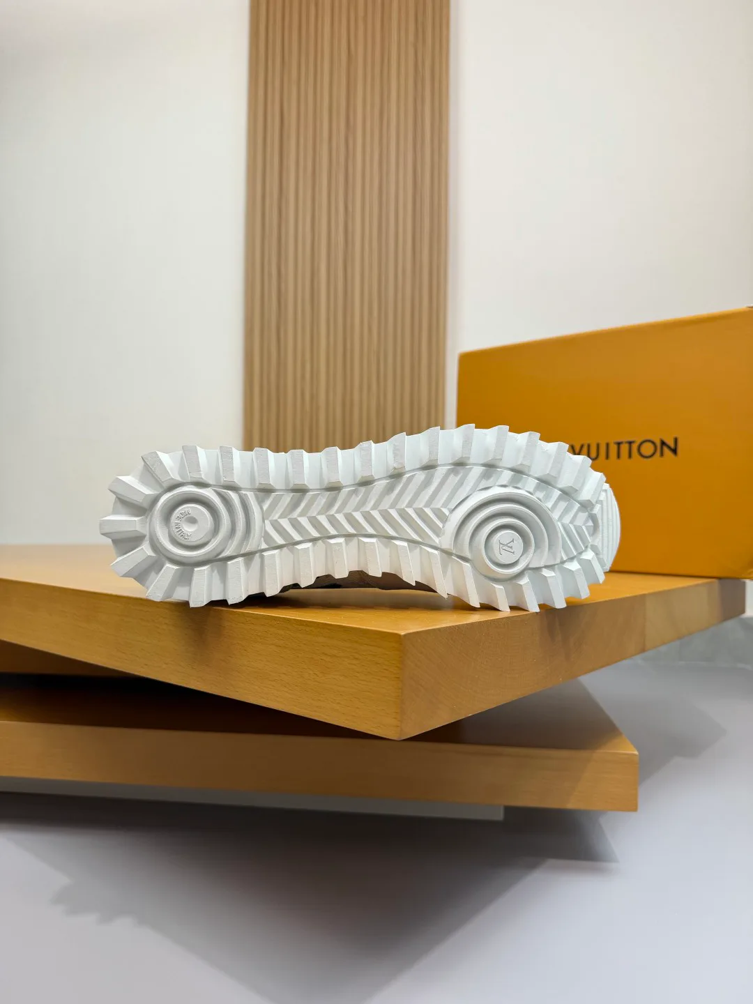 Кроссовки Мужские Louis Vuitton 152540