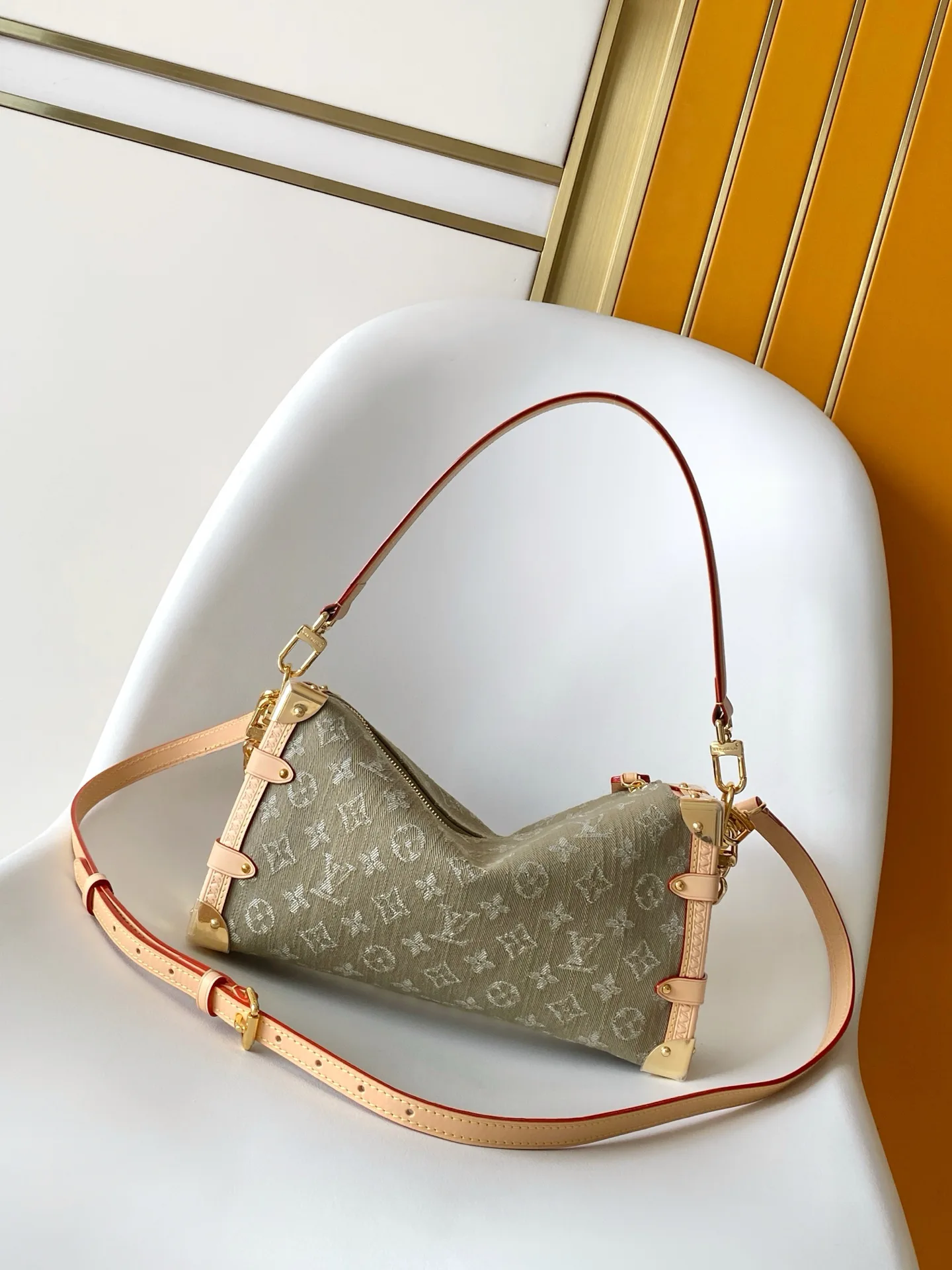 Классические Сумки Женские Louis Vuitton 13435273