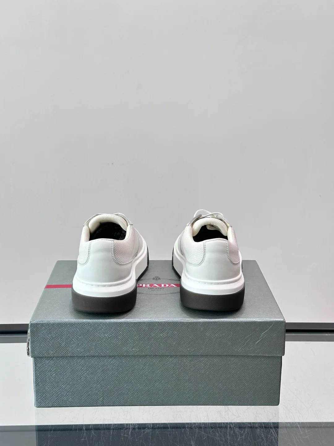 Кроссовки Мужские Prada 17913724