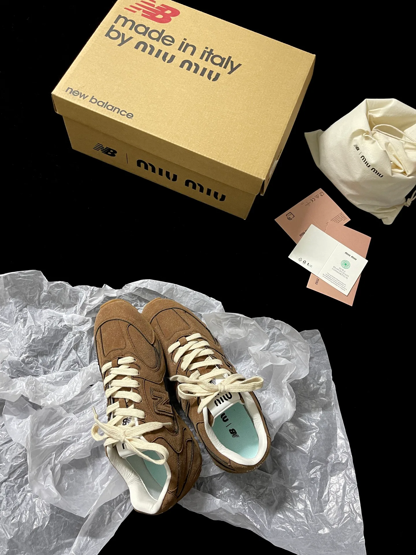 Кроссовки Женские Miu Miu 13411