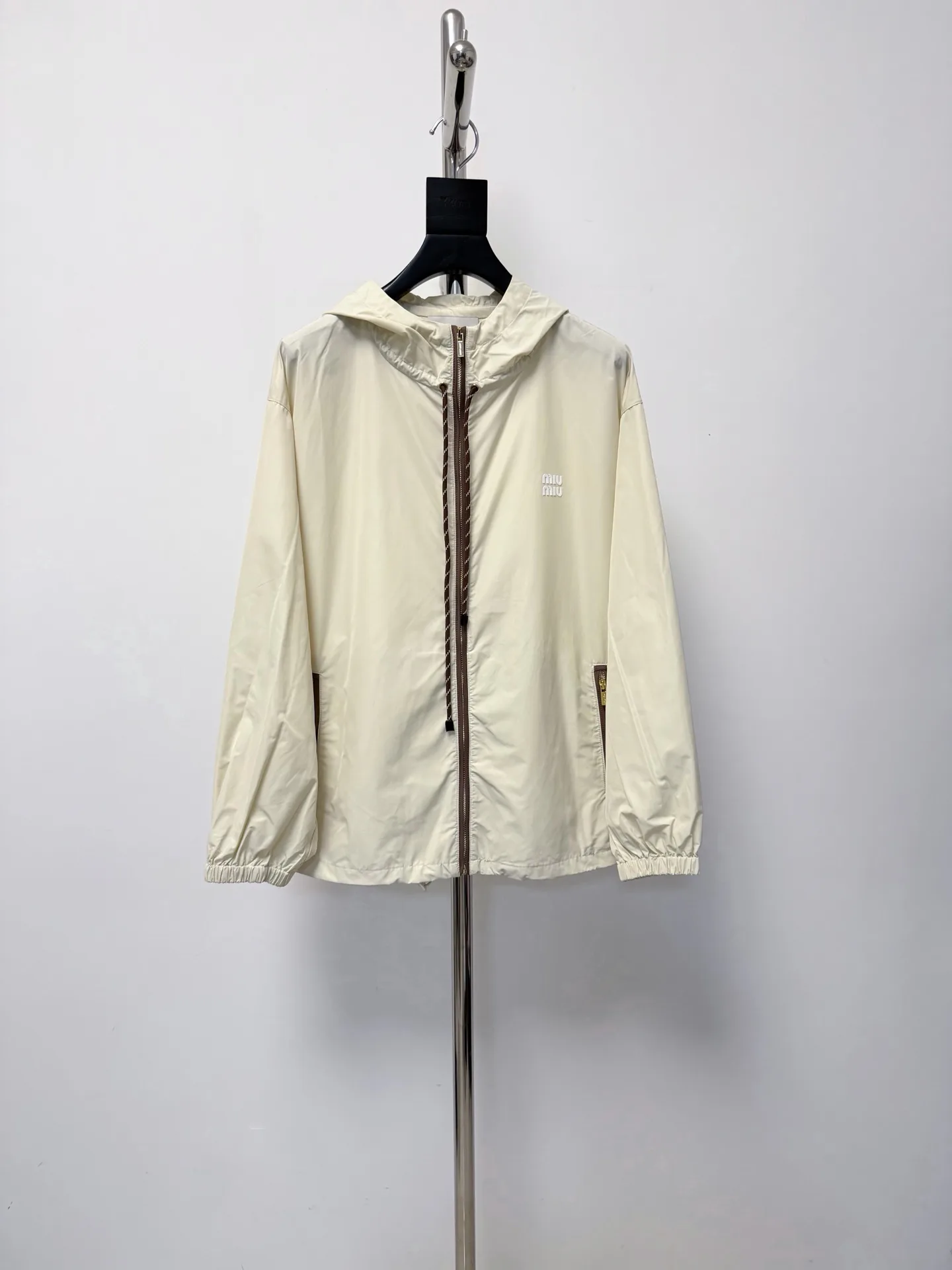 Куртки И Пуховики Женские Miu Miu 11870297