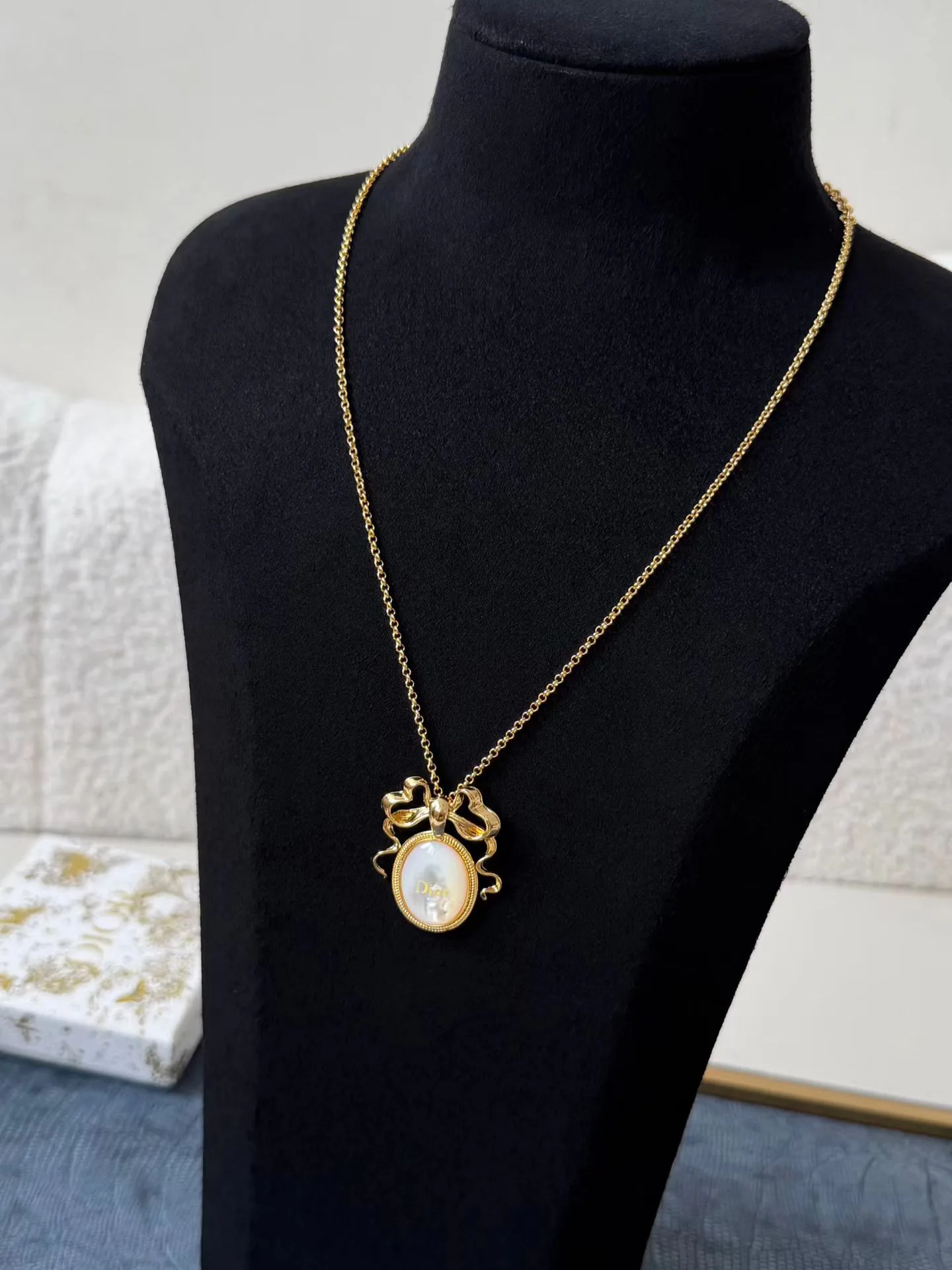 Бижутерия Christian Dior 18122386