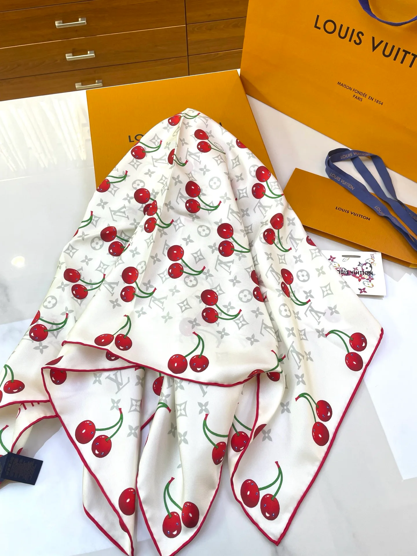 Платки Louis Vuitton 10194218