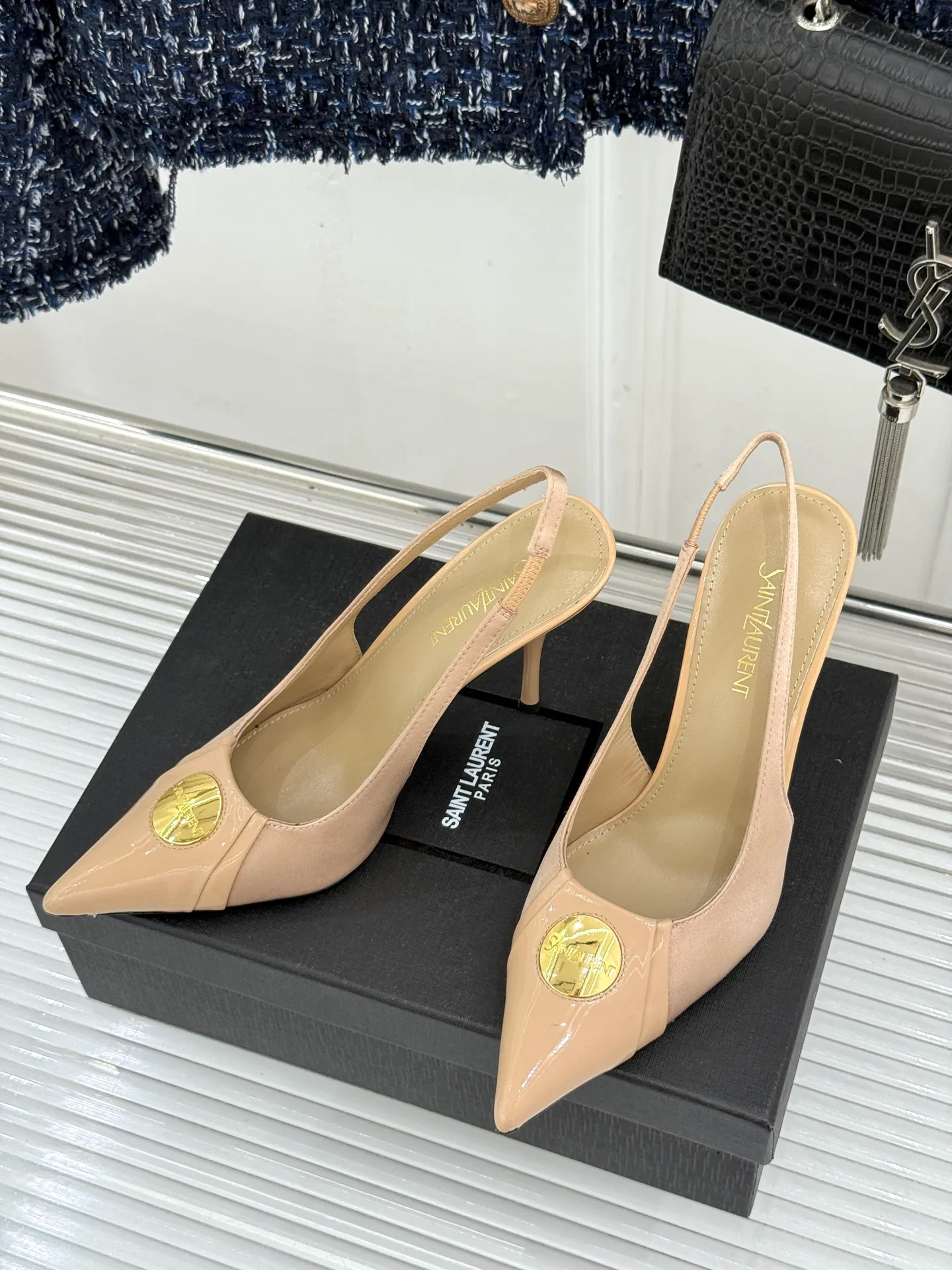 Туфли Женские Saint Laurent 17646520
