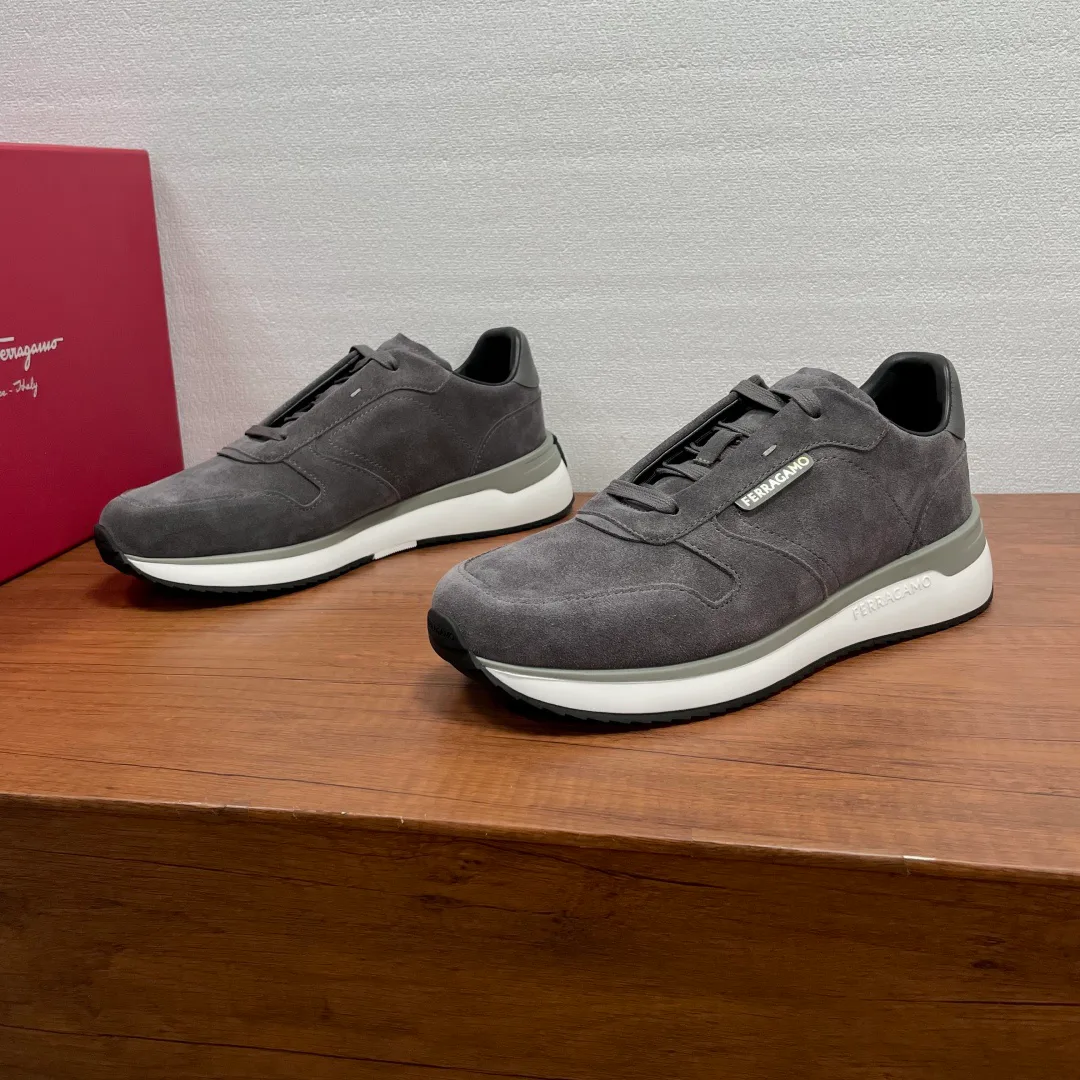 Кроссовки Мужские Salvatore Ferragamo 17598510