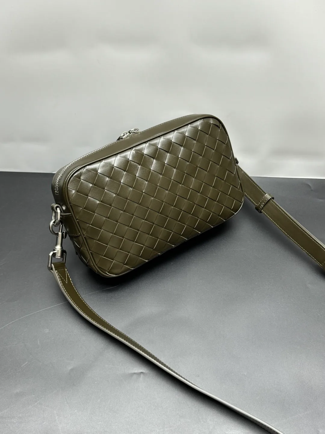 Сумки На Ремне Женские Bottega Veneta 2265829