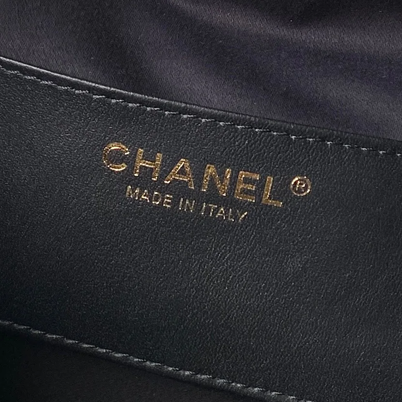 Классические Сумки Женские Chanel 12718269