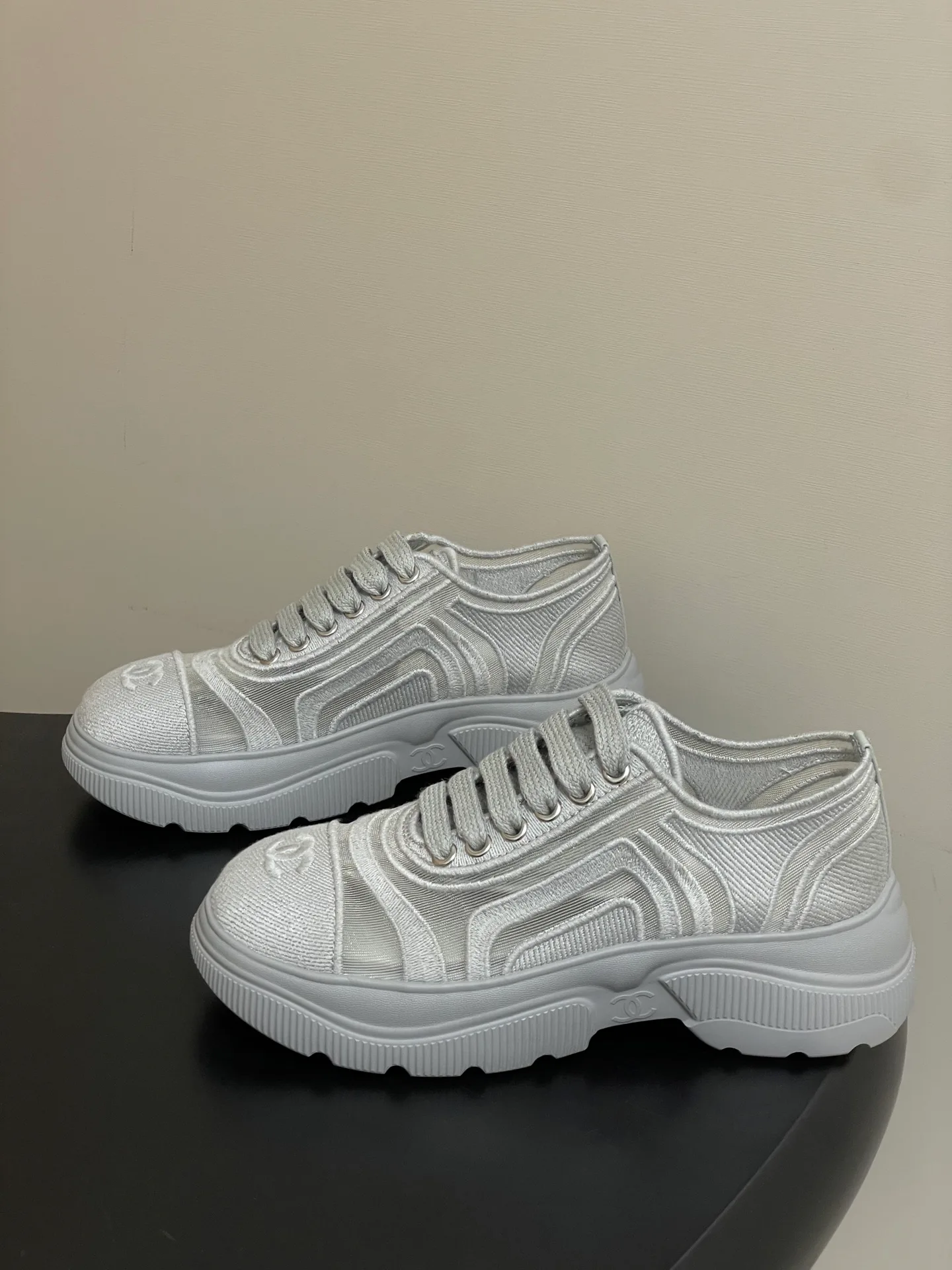 Кроссовки Женские Chanel 725615