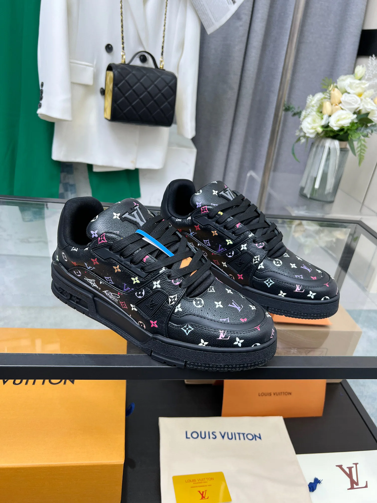 Кроссовки Женские Louis Vuitton 5585089