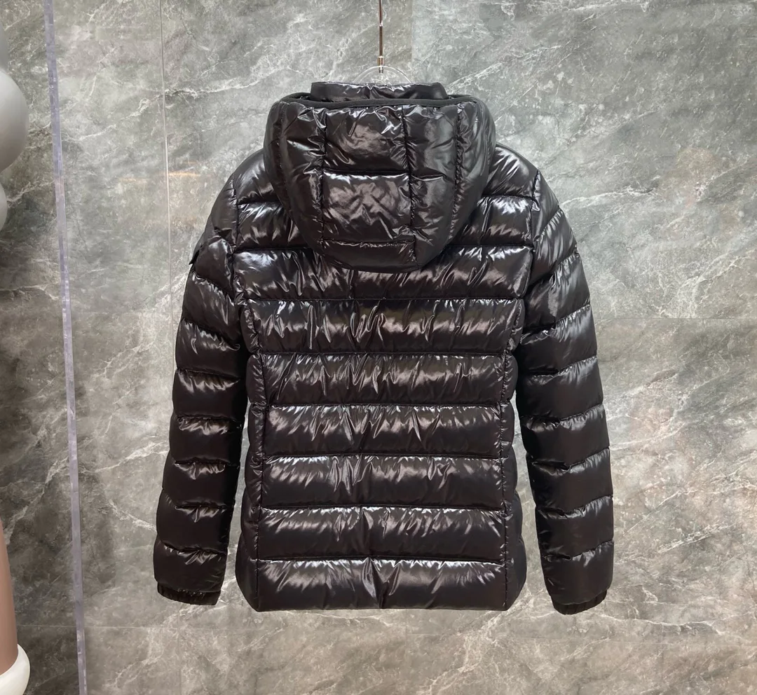 Куртки И Пуховики Женские Moncler 18184473