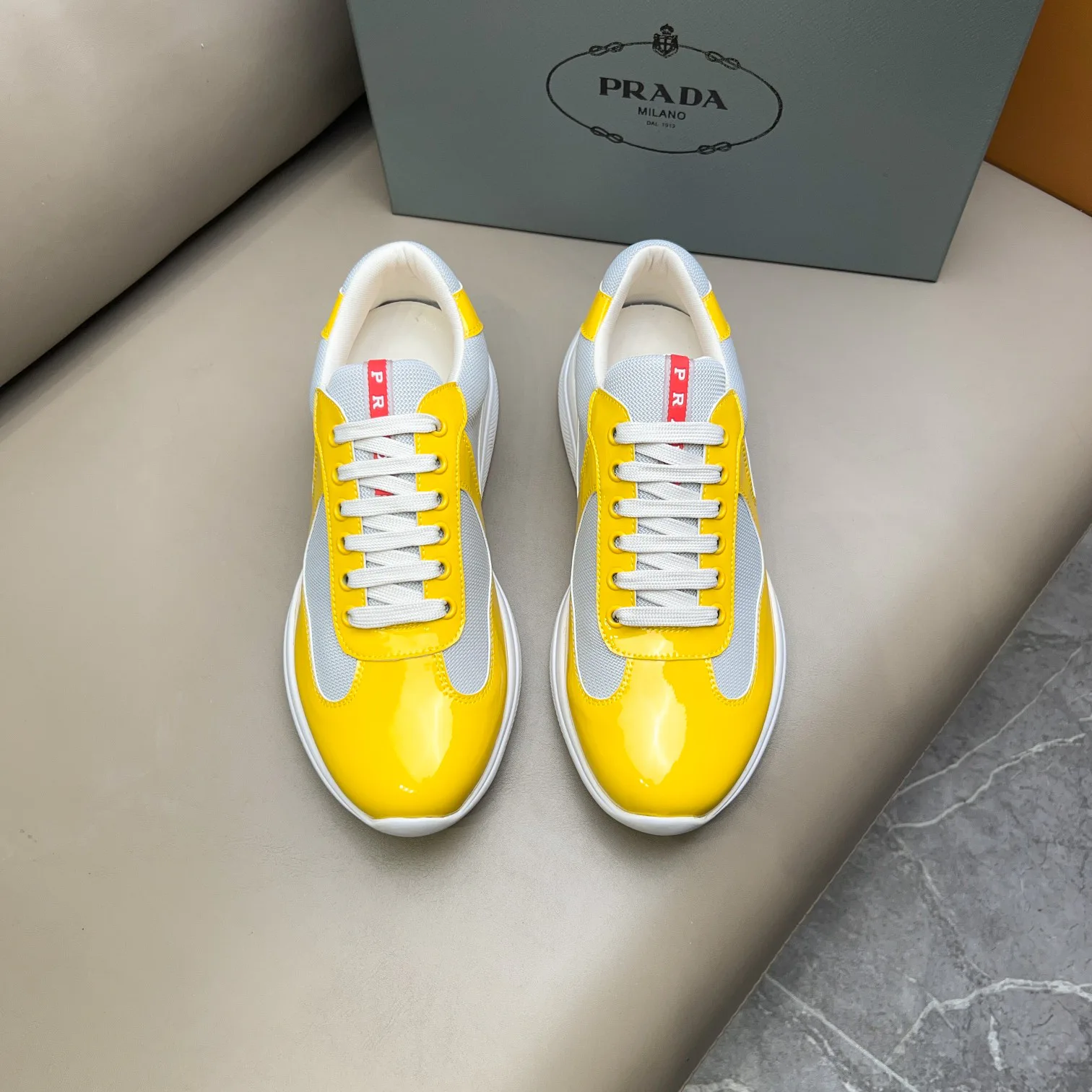 Кроссовки Женские Prada 17636251