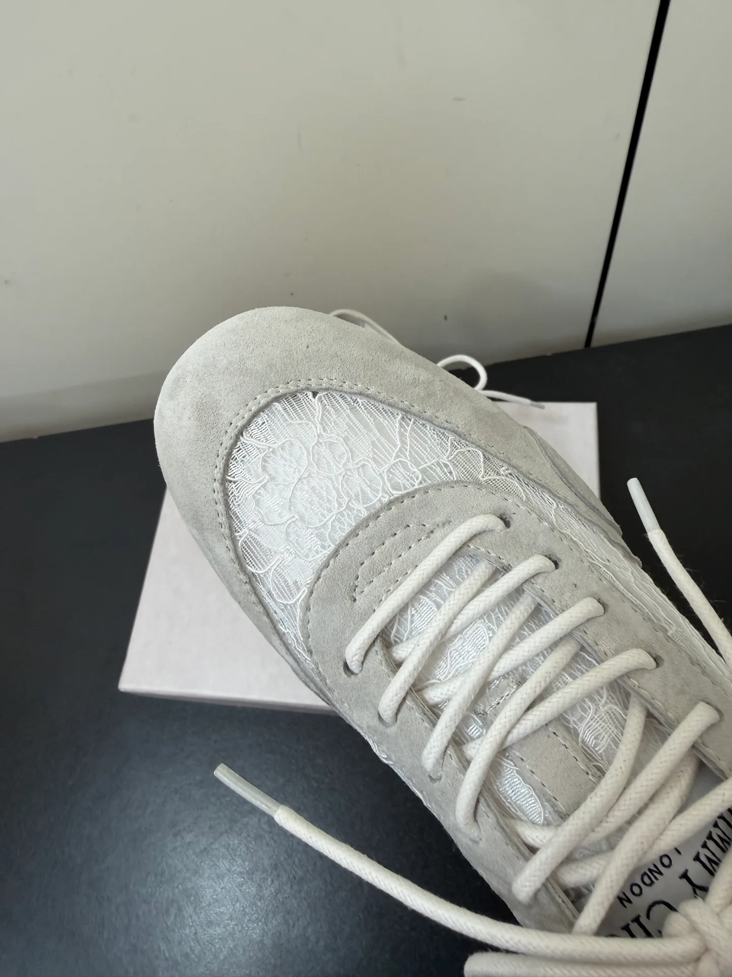 Кроссовки Женские Jimmy Choo 10454115