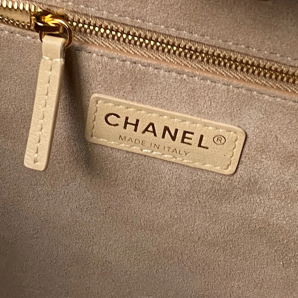 Классические Сумки Женские Chanel 18207820
