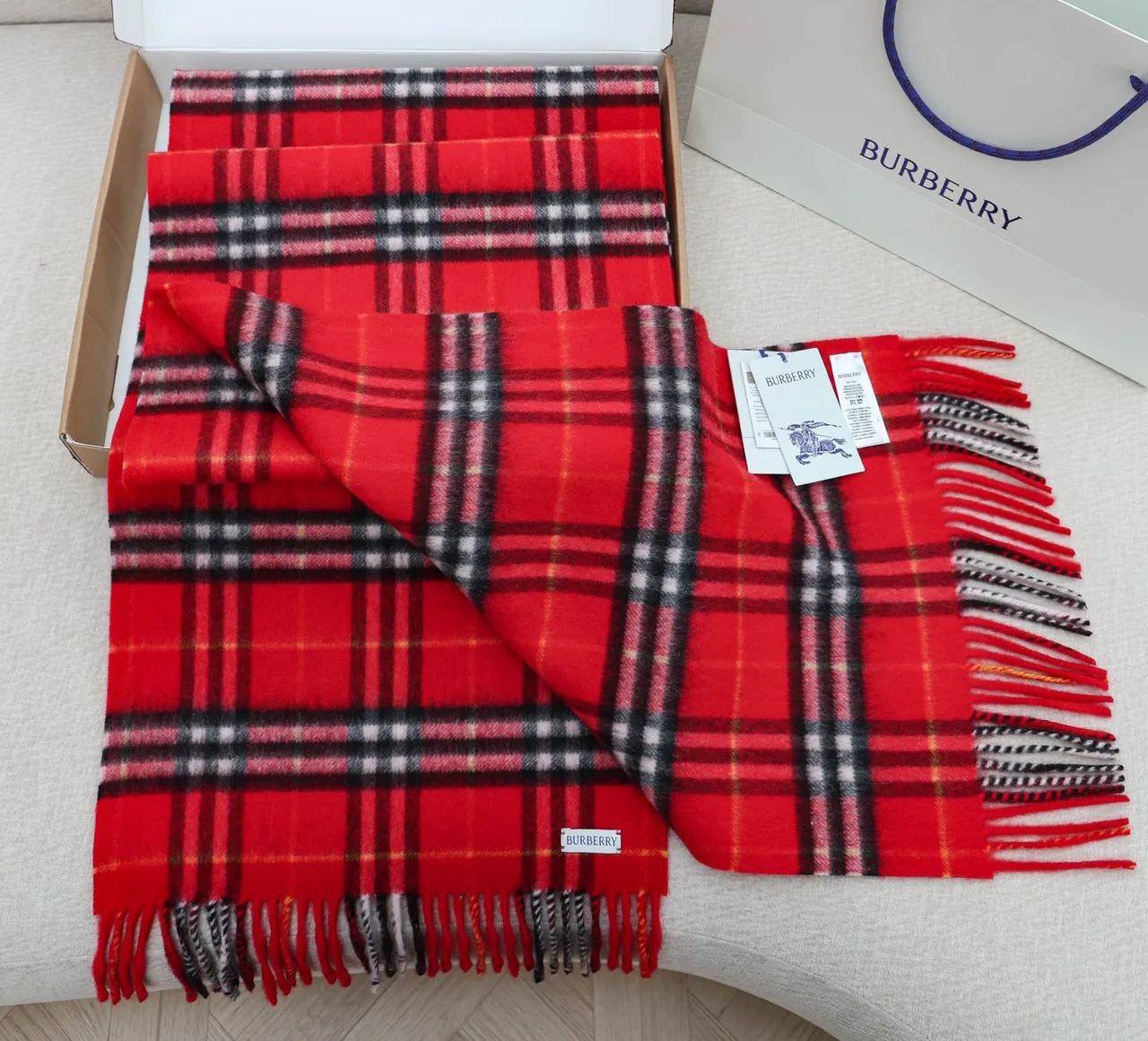 Шарфы Burberry 338167