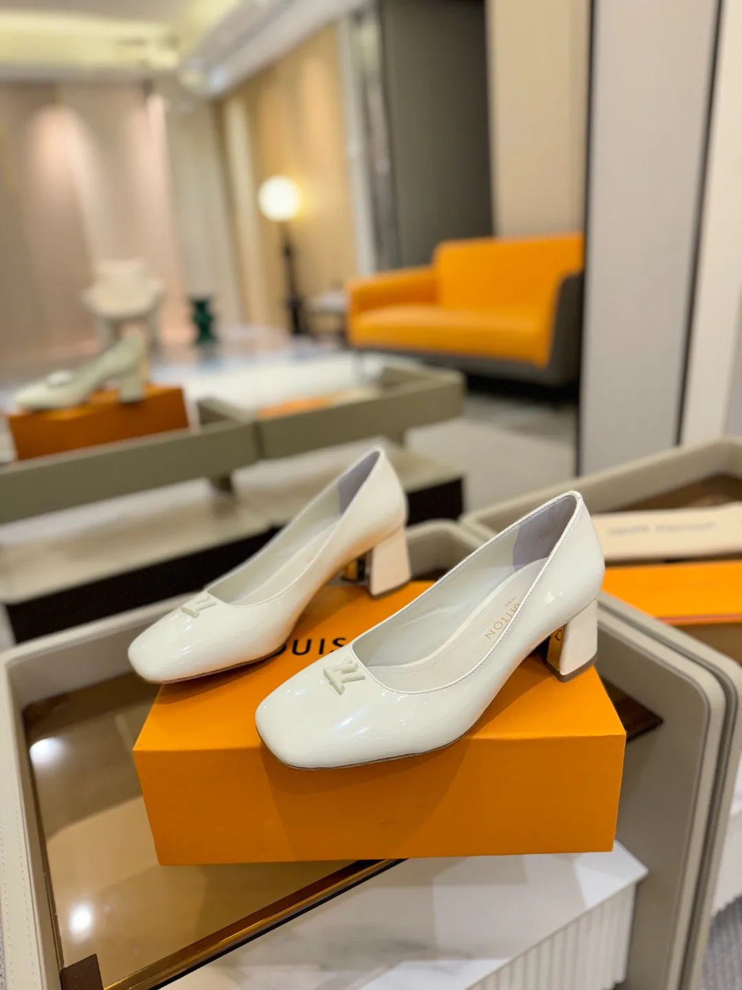 Туфли Женские Louis Vuitton 35871