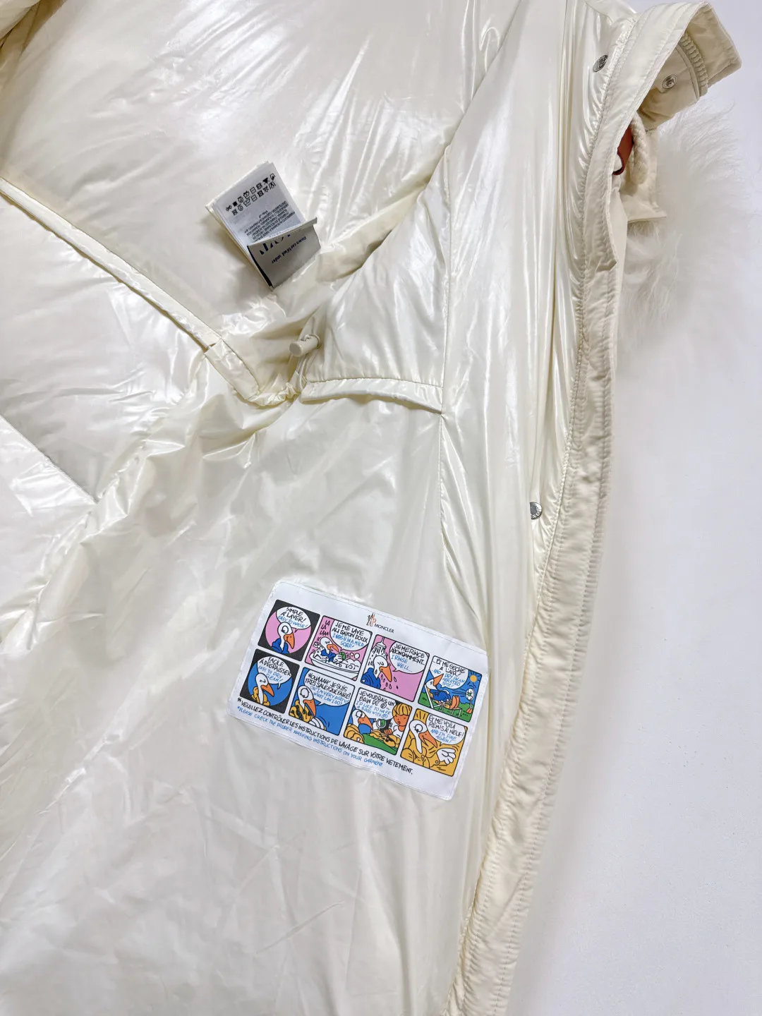 Куртки И Пуховики Женские Moncler 18561051