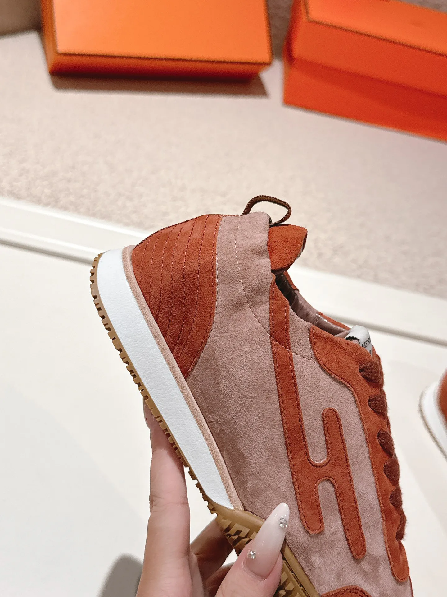 Кроссовки Женские Hermes 336408