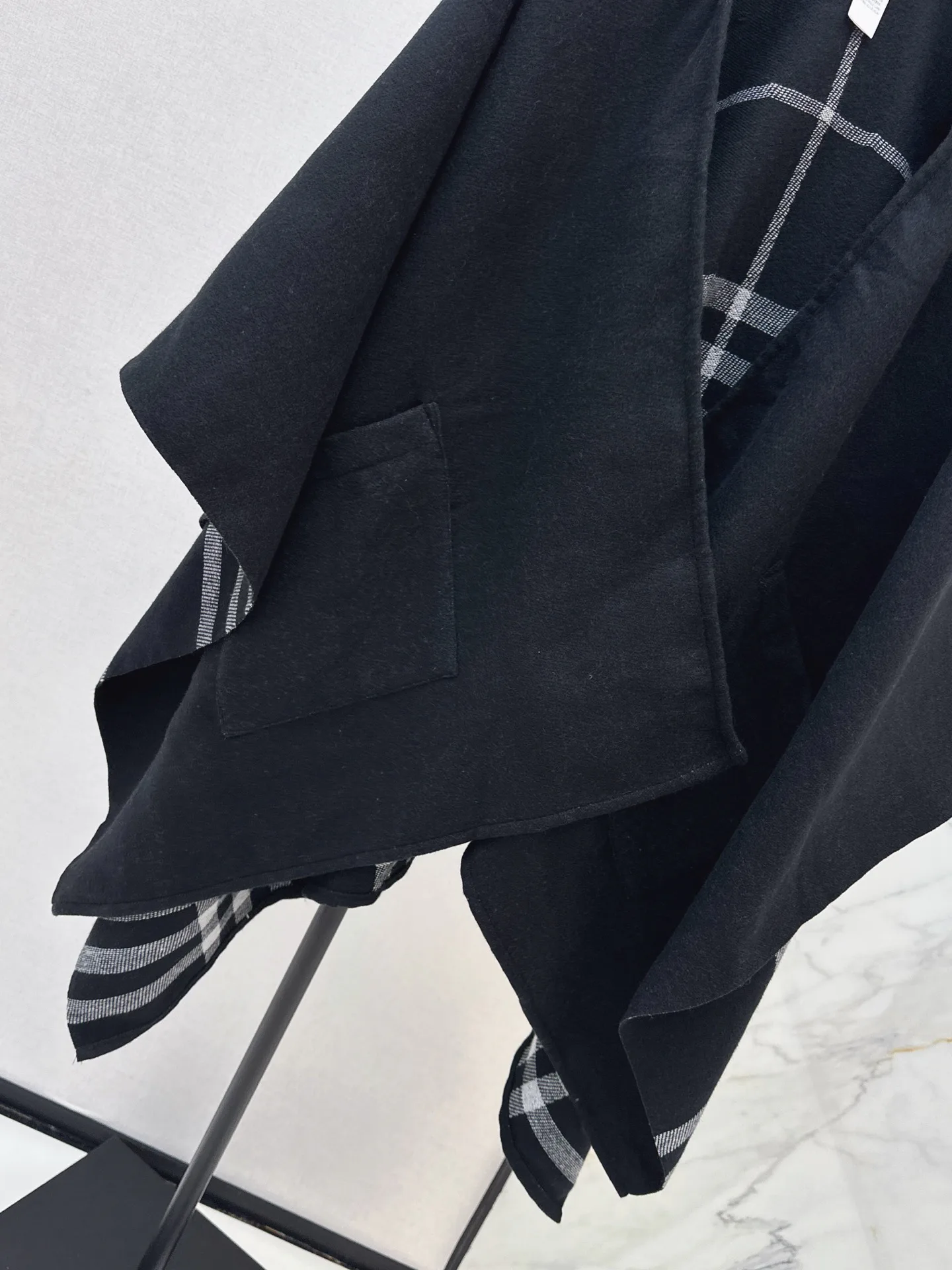 Пальто Женские Burberry 18031534
