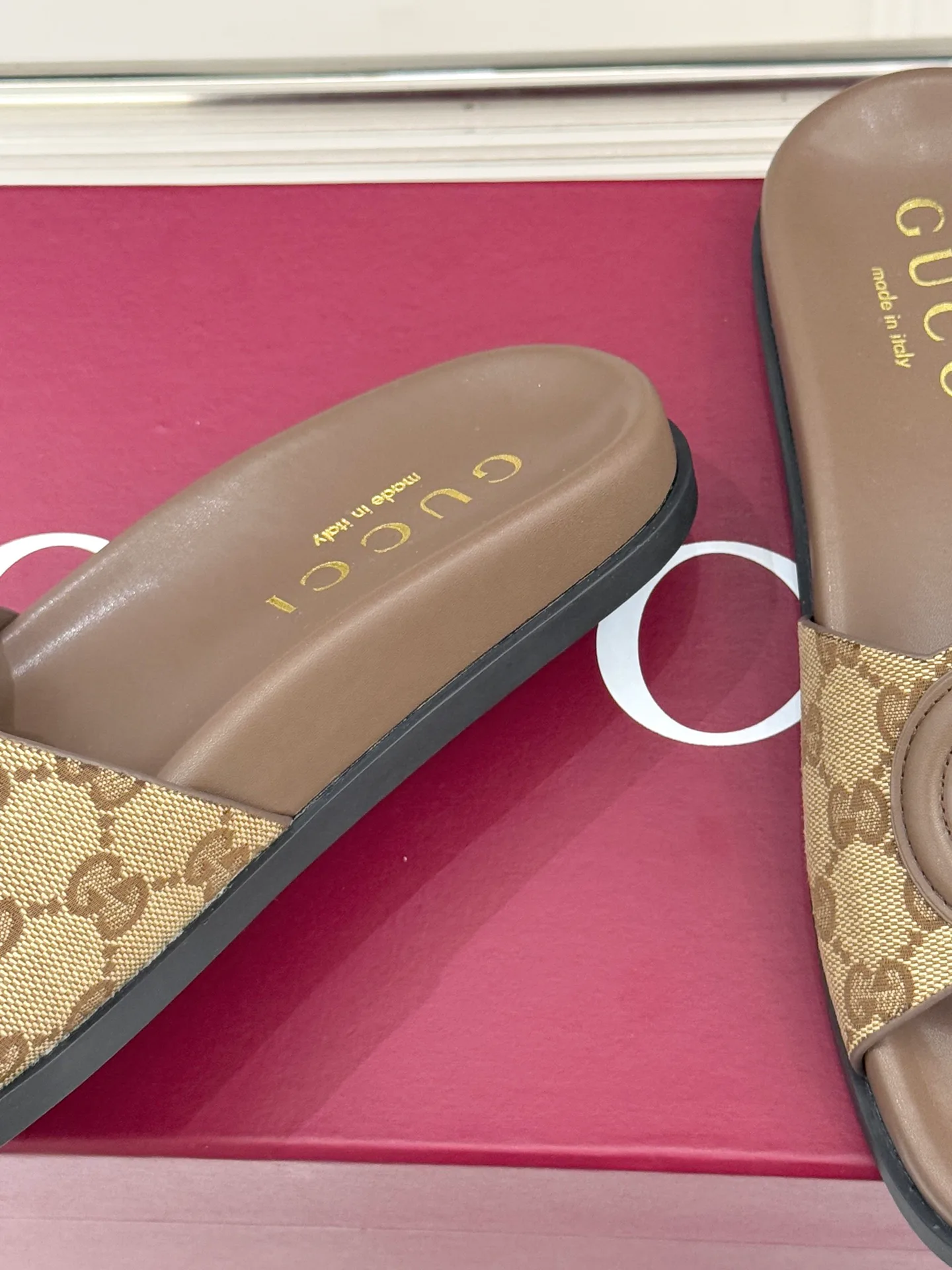 Шлепанцы Женские Gucci 4761373