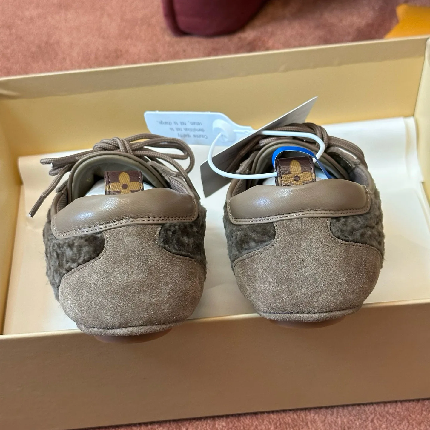 Кроссовки Женские Louis Vuitton 898816