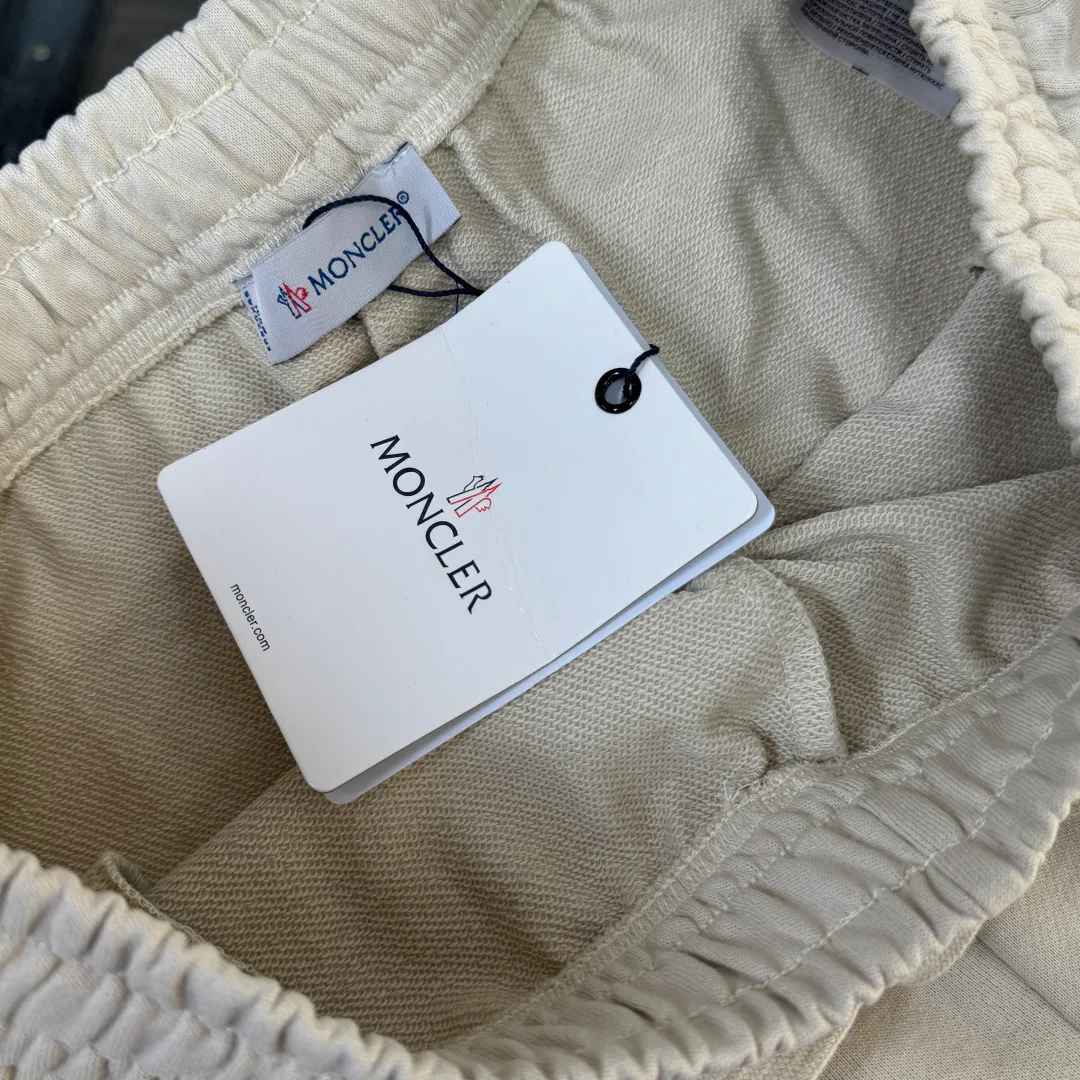 Шорты Женские Moncler 11668074