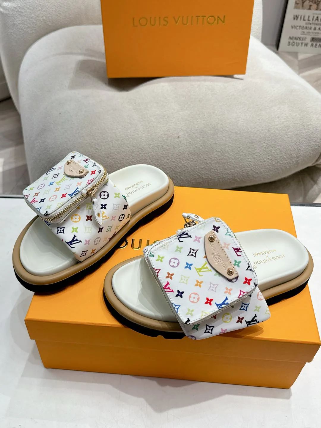 Шлепанцы Женские Louis Vuitton 10784