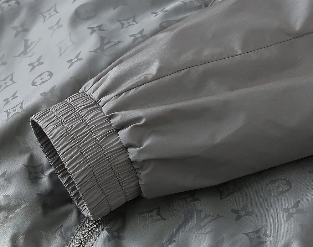 Куртки И Пуховики Мужские Louis Vuitton 9949815