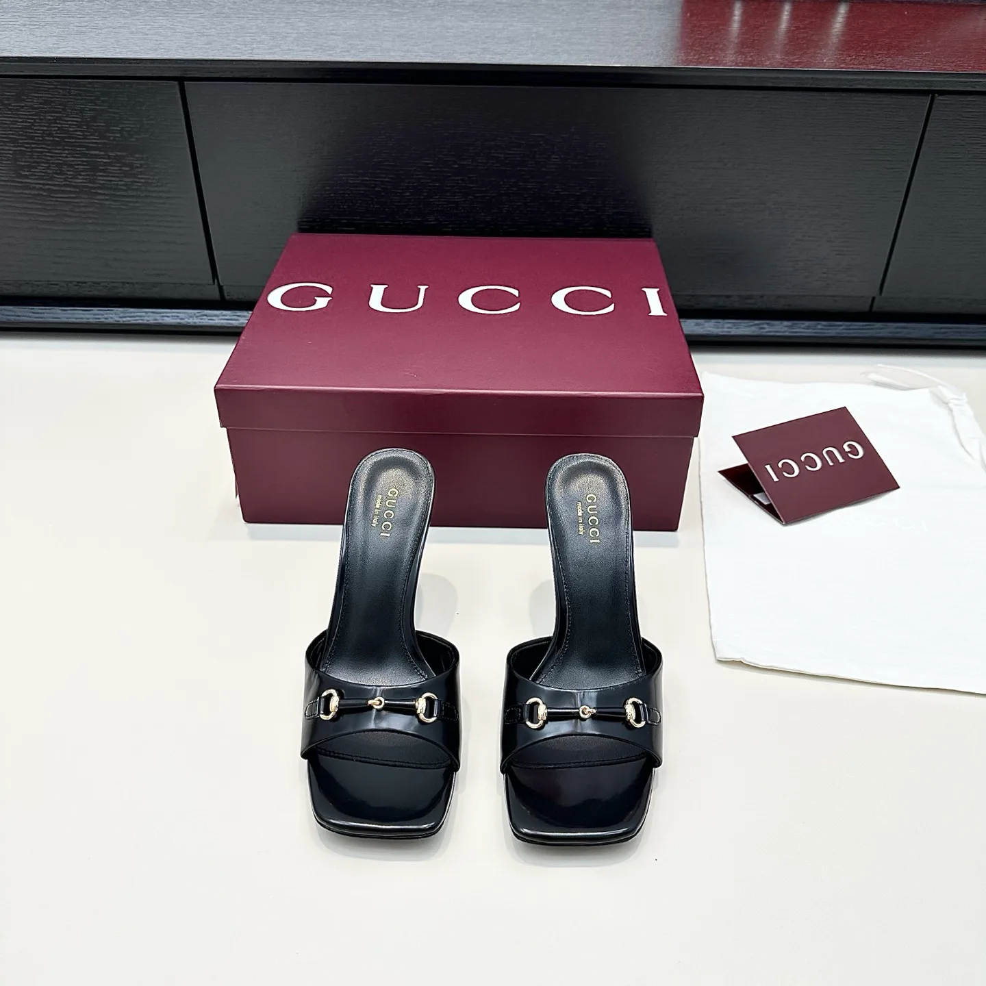Босоножки Женские Gucci 17614701