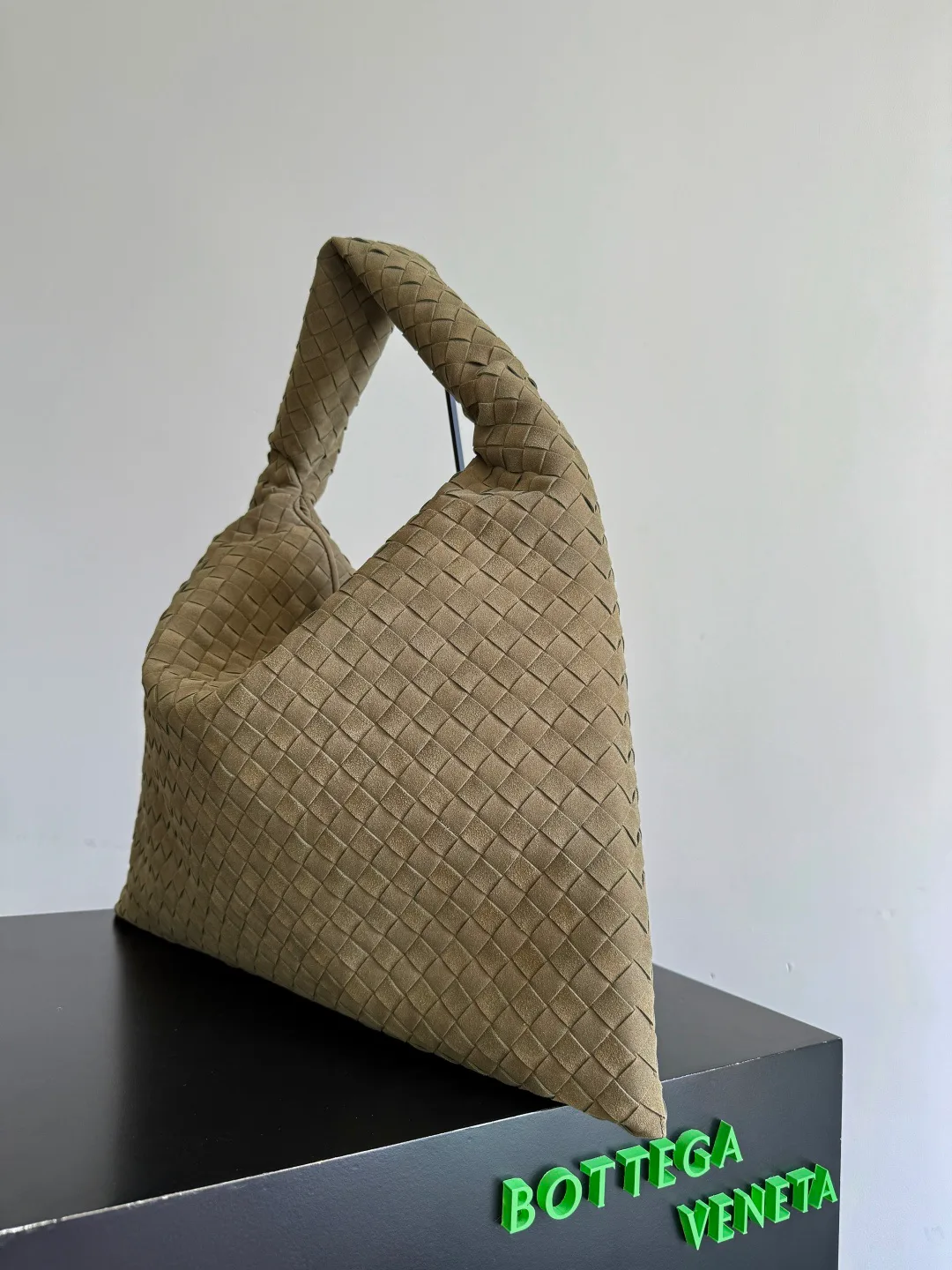 Классические Сумки Женские Bottega Veneta 17804052