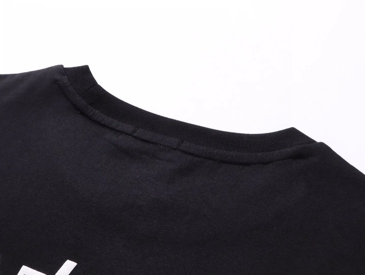 Футболки Женские Saint Laurent 11010776