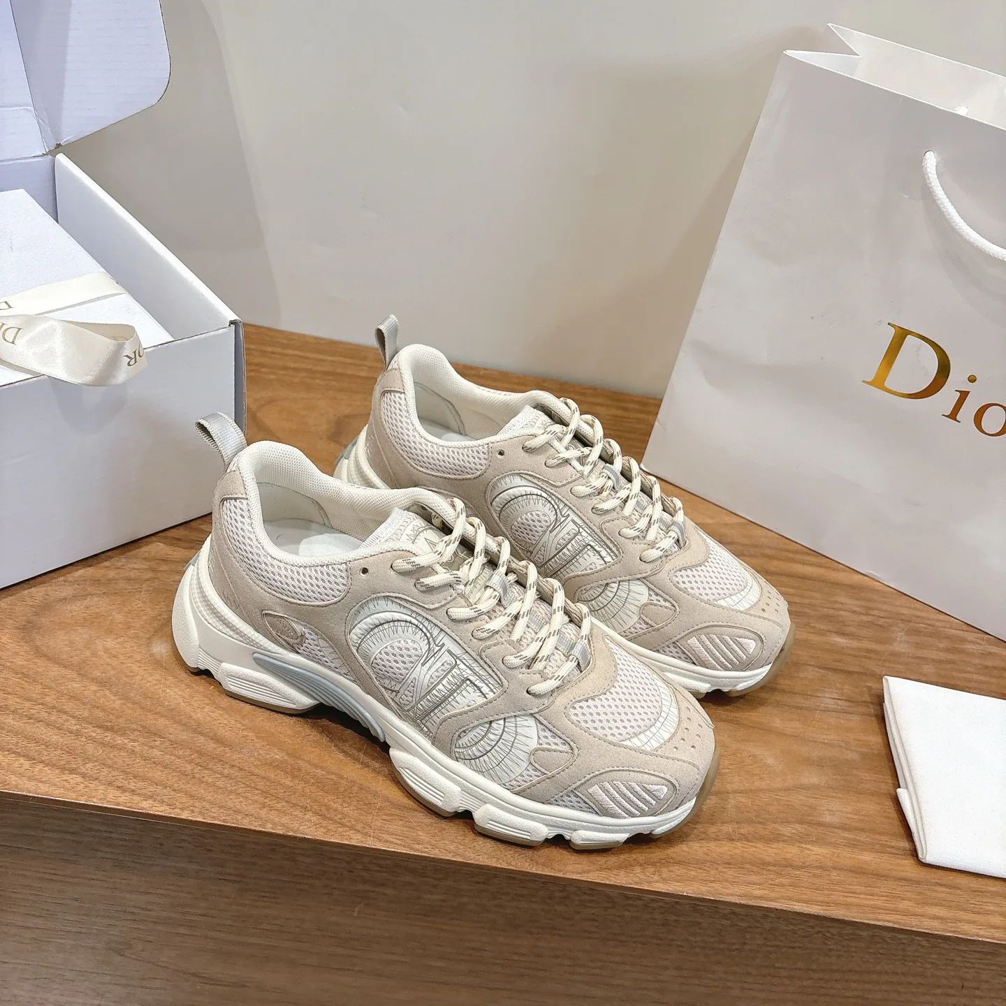 Кроссовки Женские Christian Dior 11647859