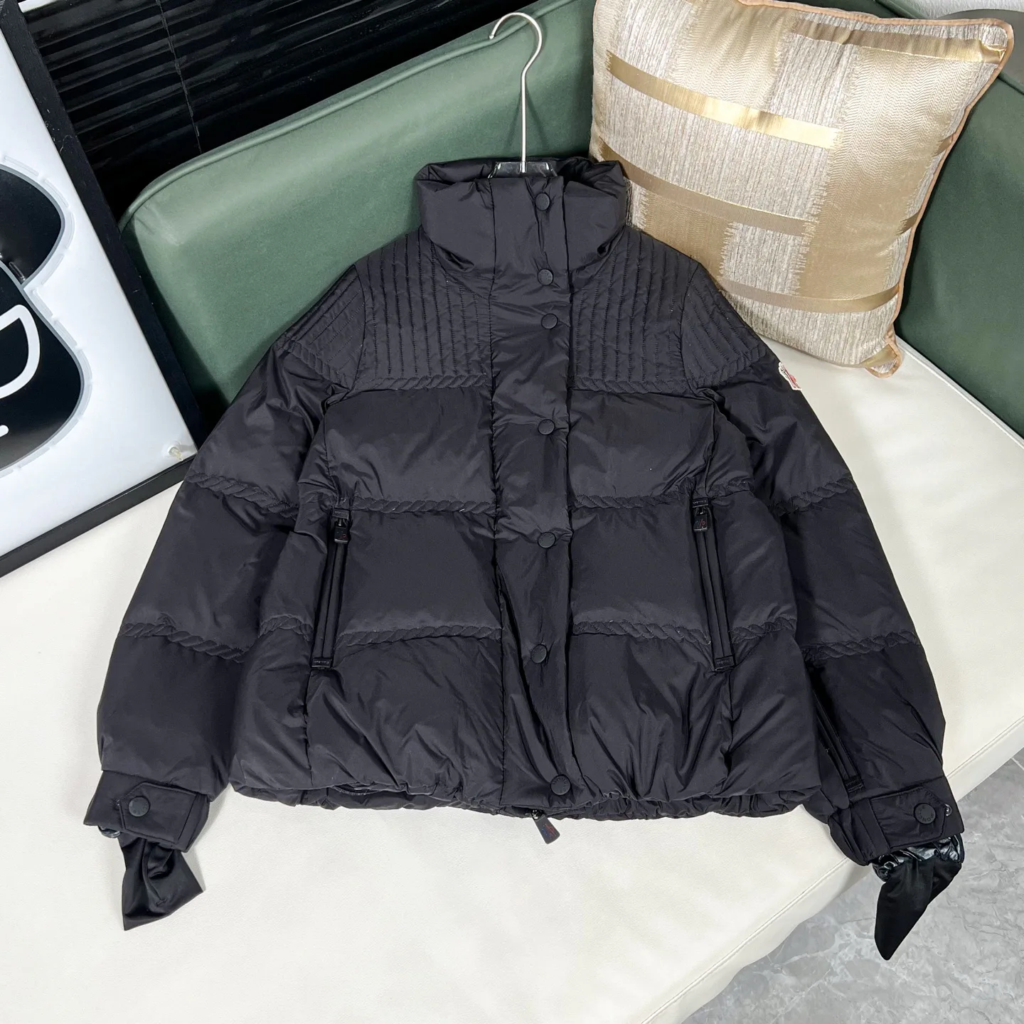Куртки И Пуховики Женские Moncler 18728954