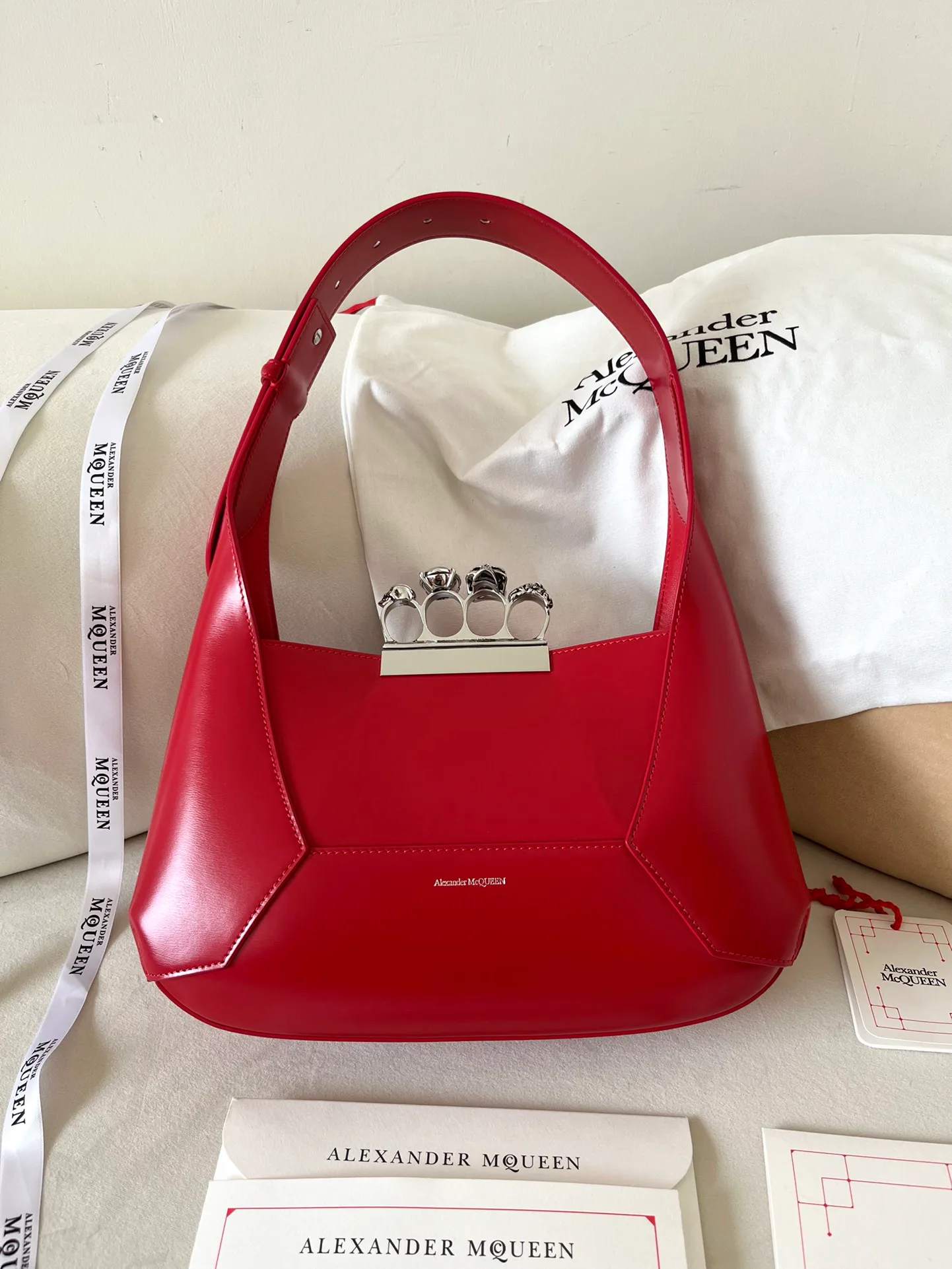 Сумки На Ремне Женские Alexander Mcqueen 11472561