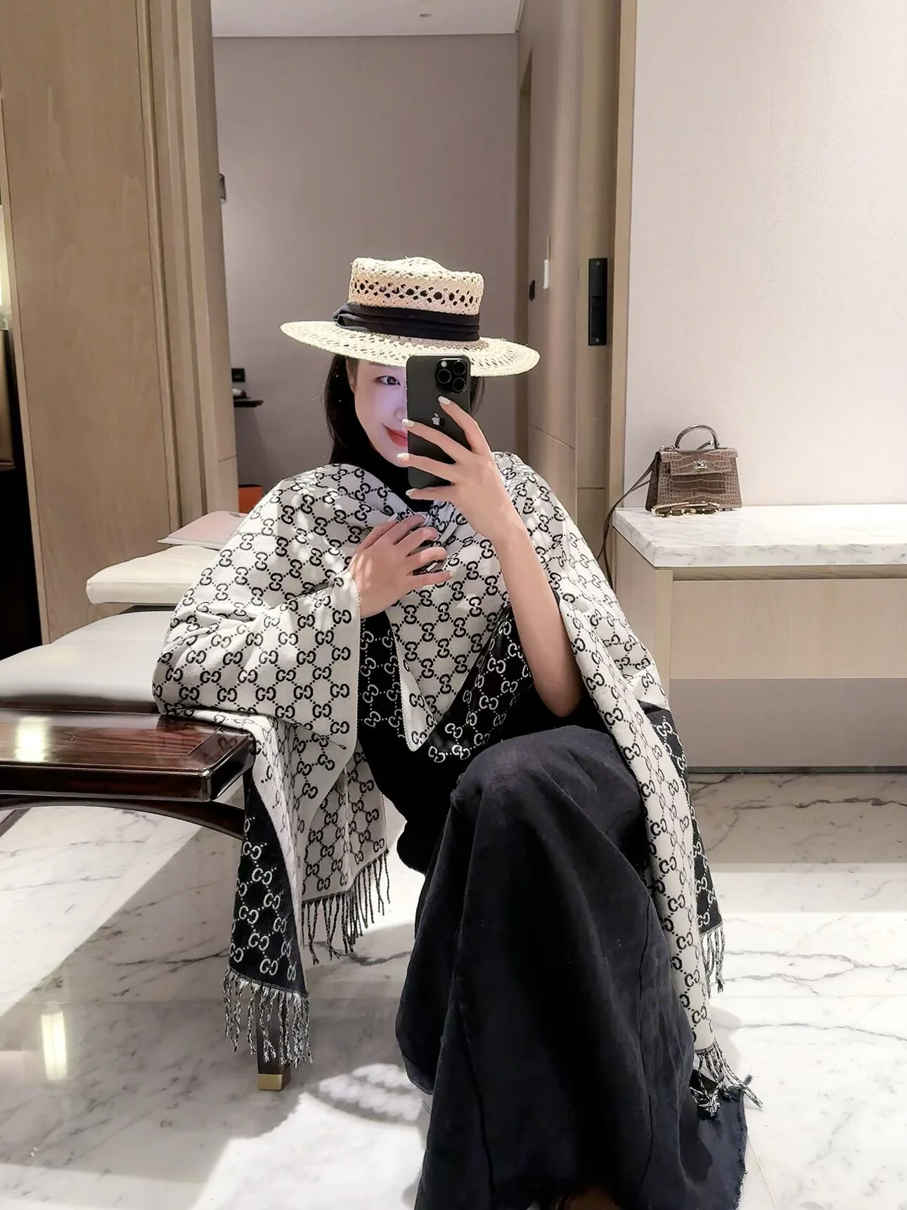 Шарфы Gucci 18322642