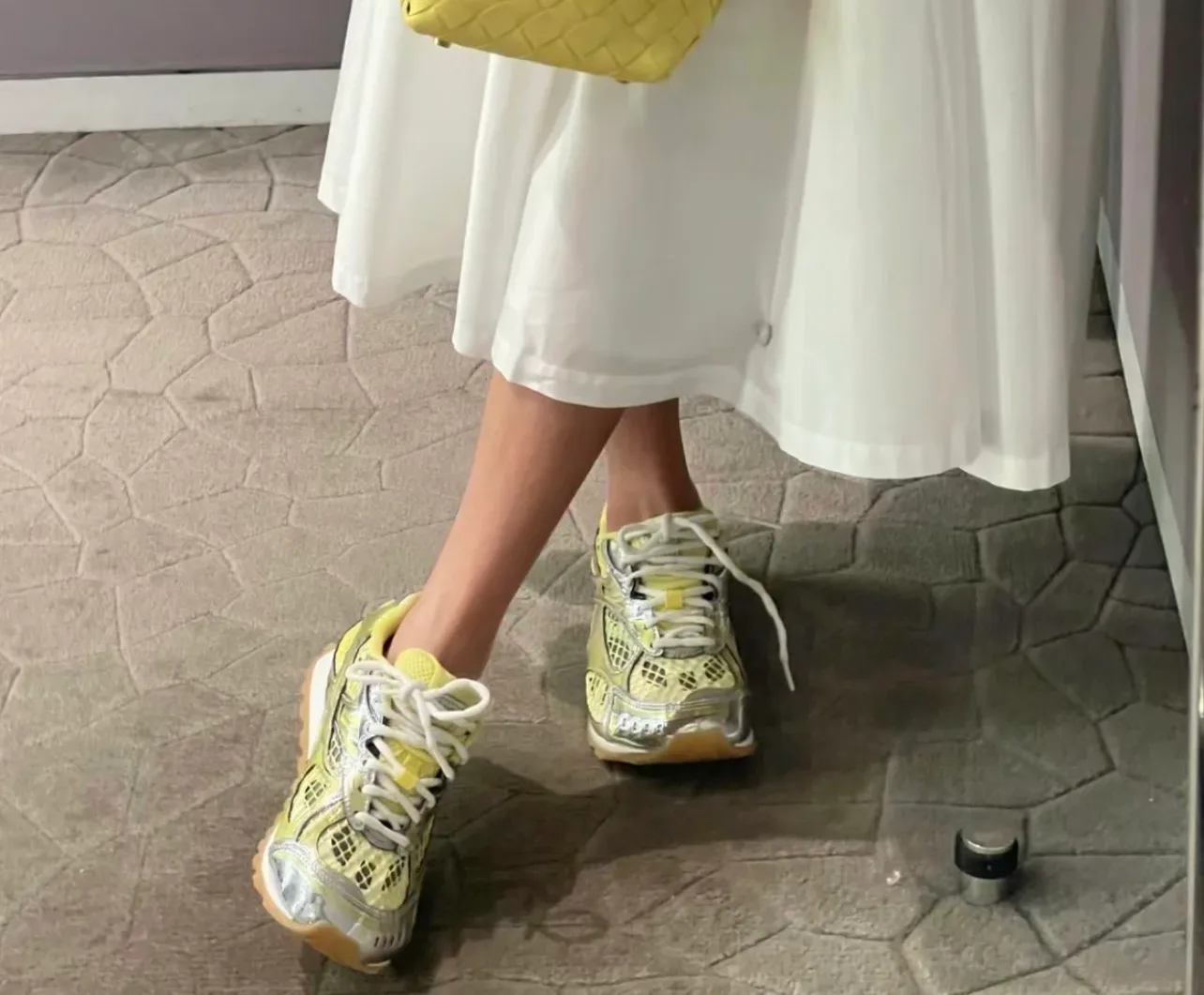 Кроссовки Женские Bottega Veneta 18993782