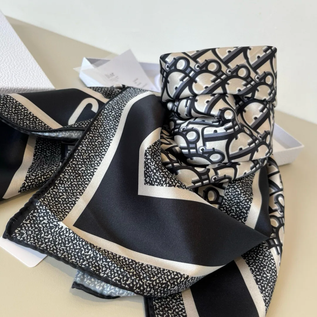 Платки Christian Dior 11362337