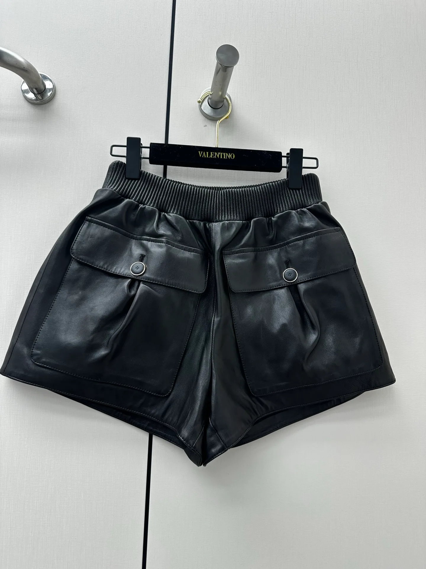 Шорты Женские Chanel 18601571