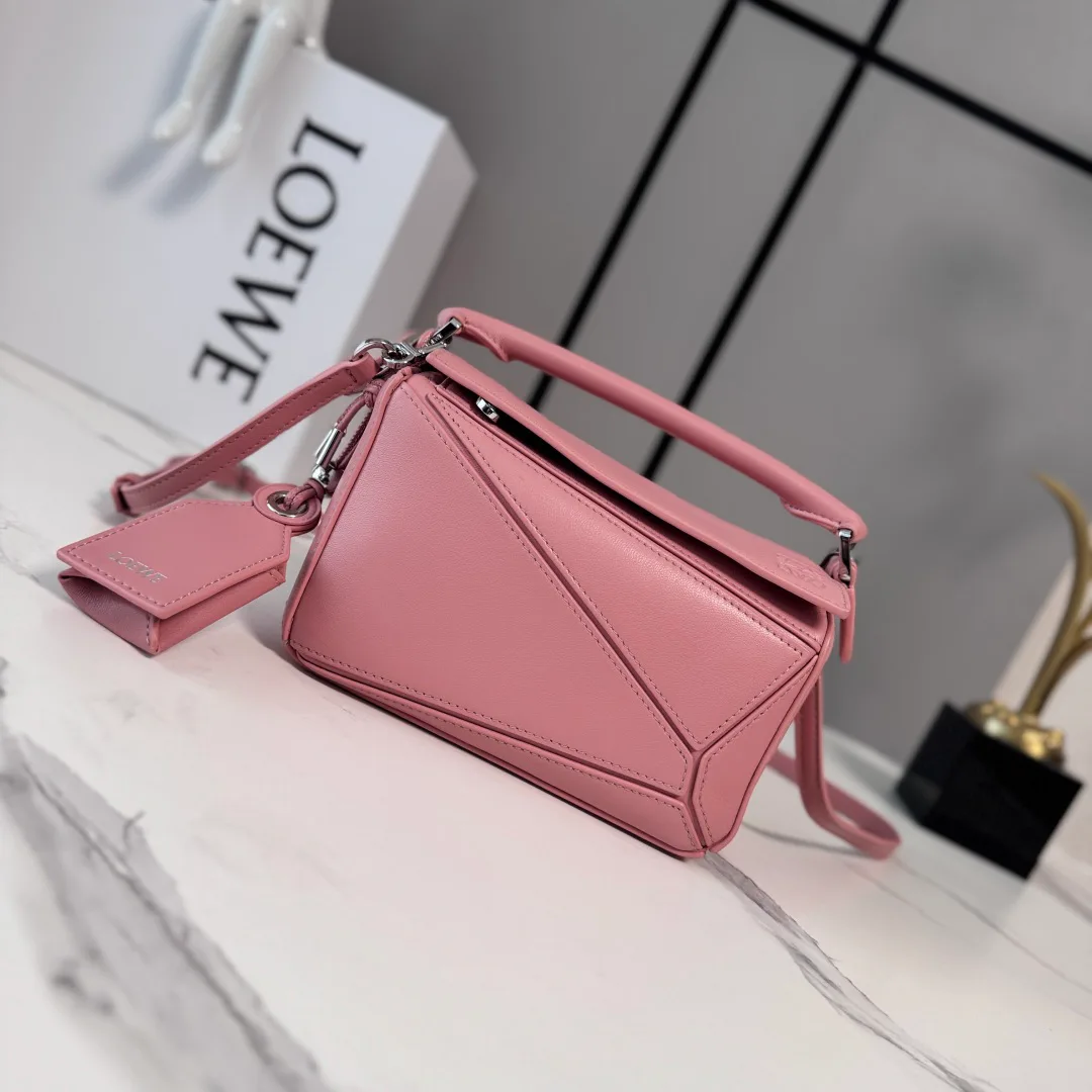 Сумки На Ремне Женские Loewe 10243115