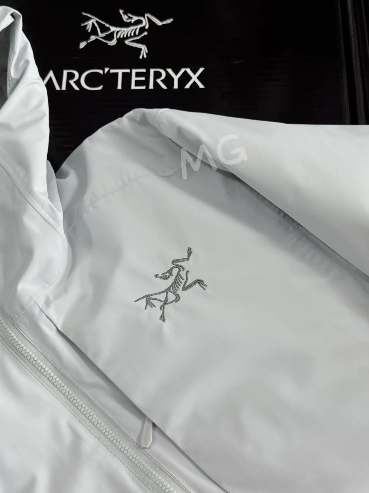 Куртки И Пуховики Женские Arcteryx 19260878